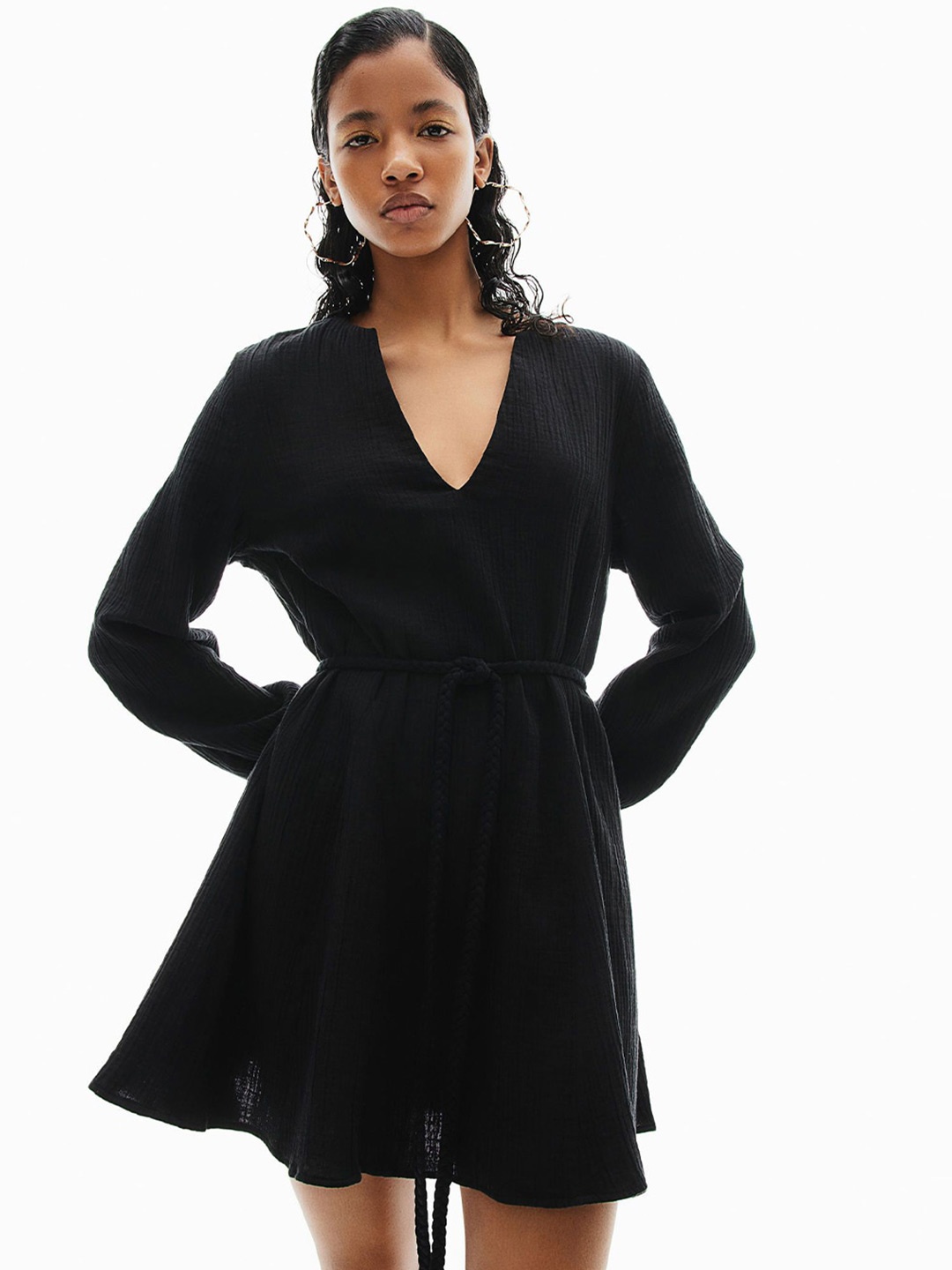 

H&M V-Neck Puff Sleeve A-Line Dress with Tie-Up detail, Black
