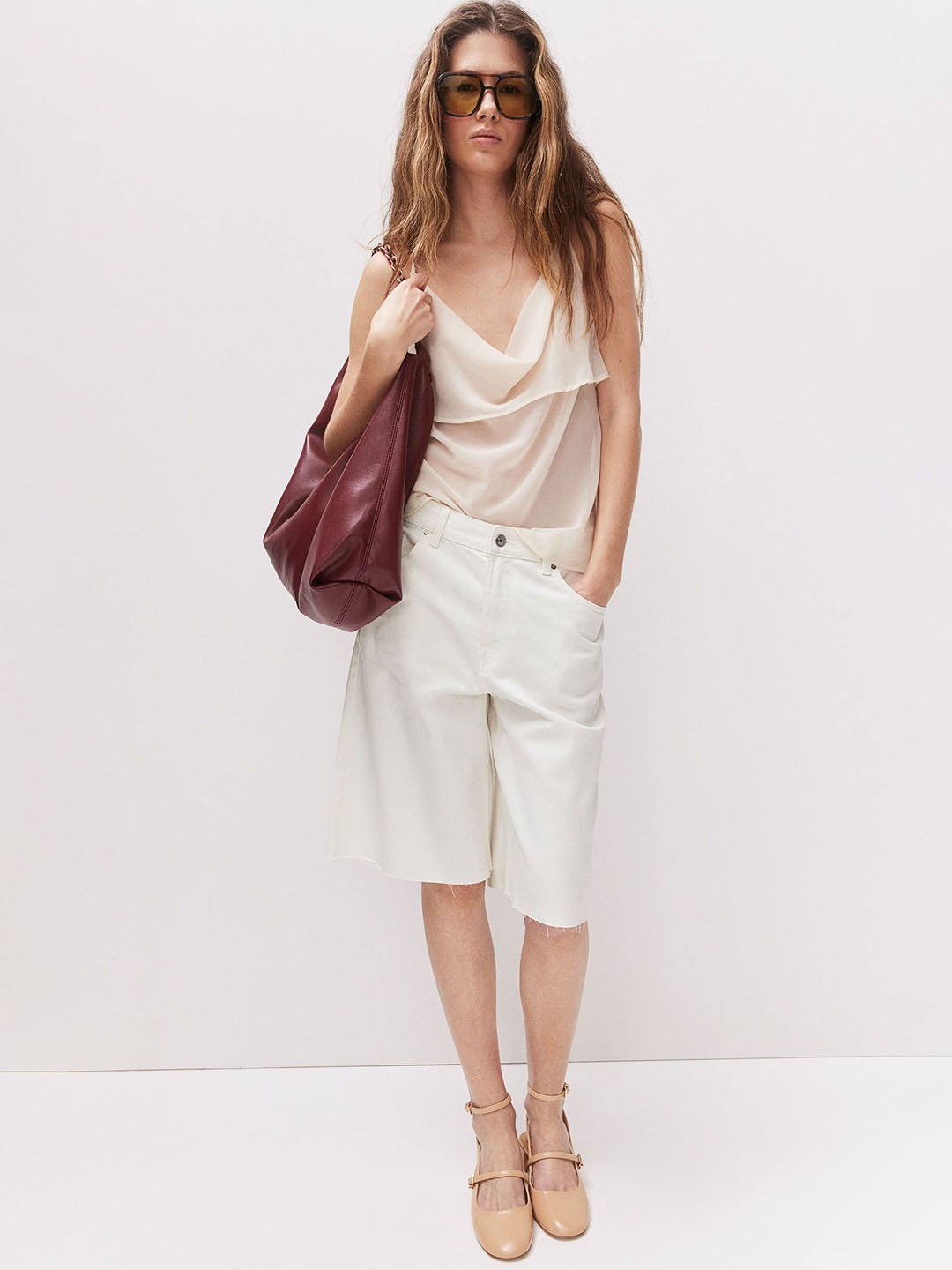 

H&M Women Pure Cotton Twill Bermuda Shorts, White
