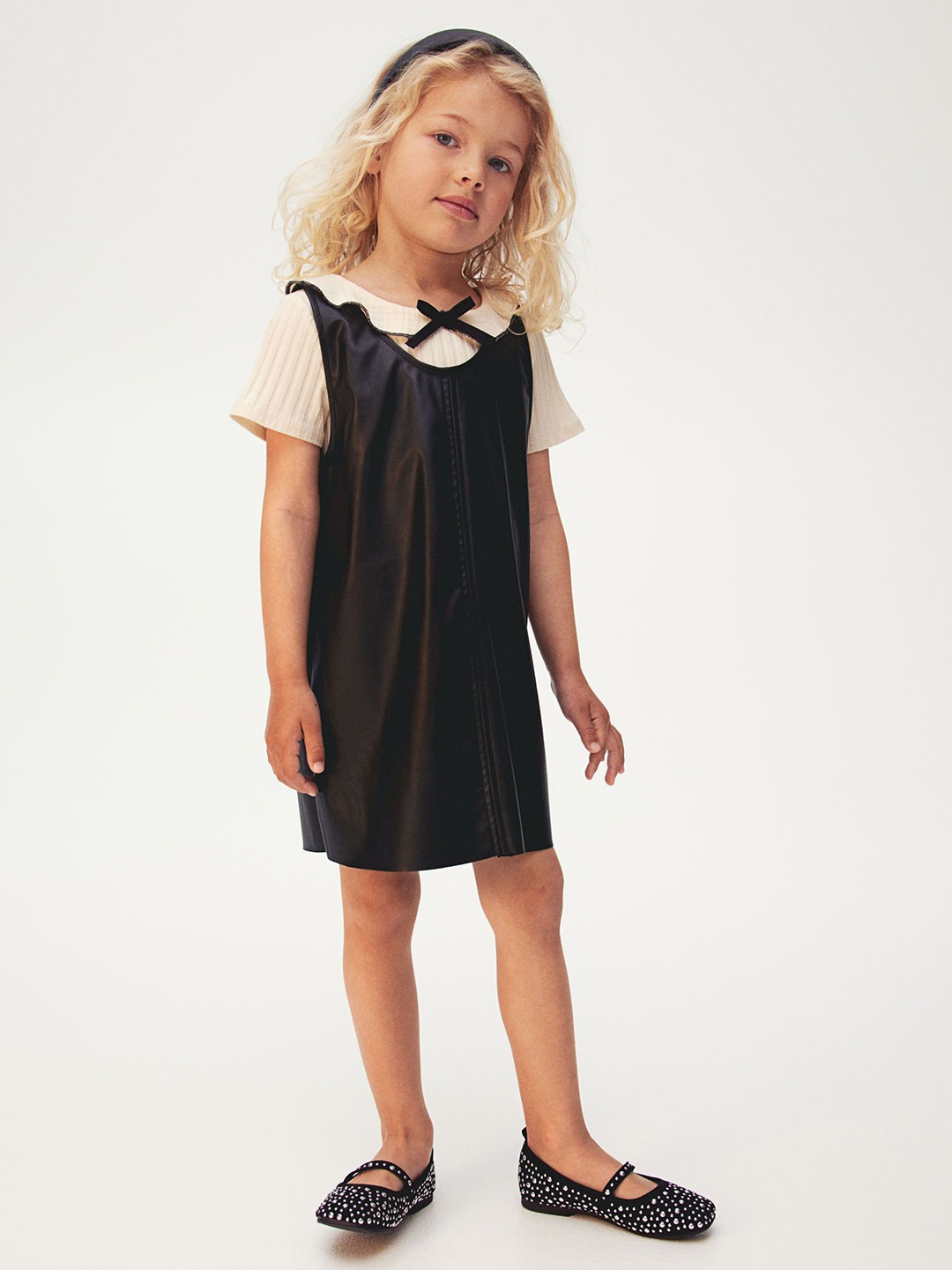 

H&M Girls Solid A-Line Dress, Black