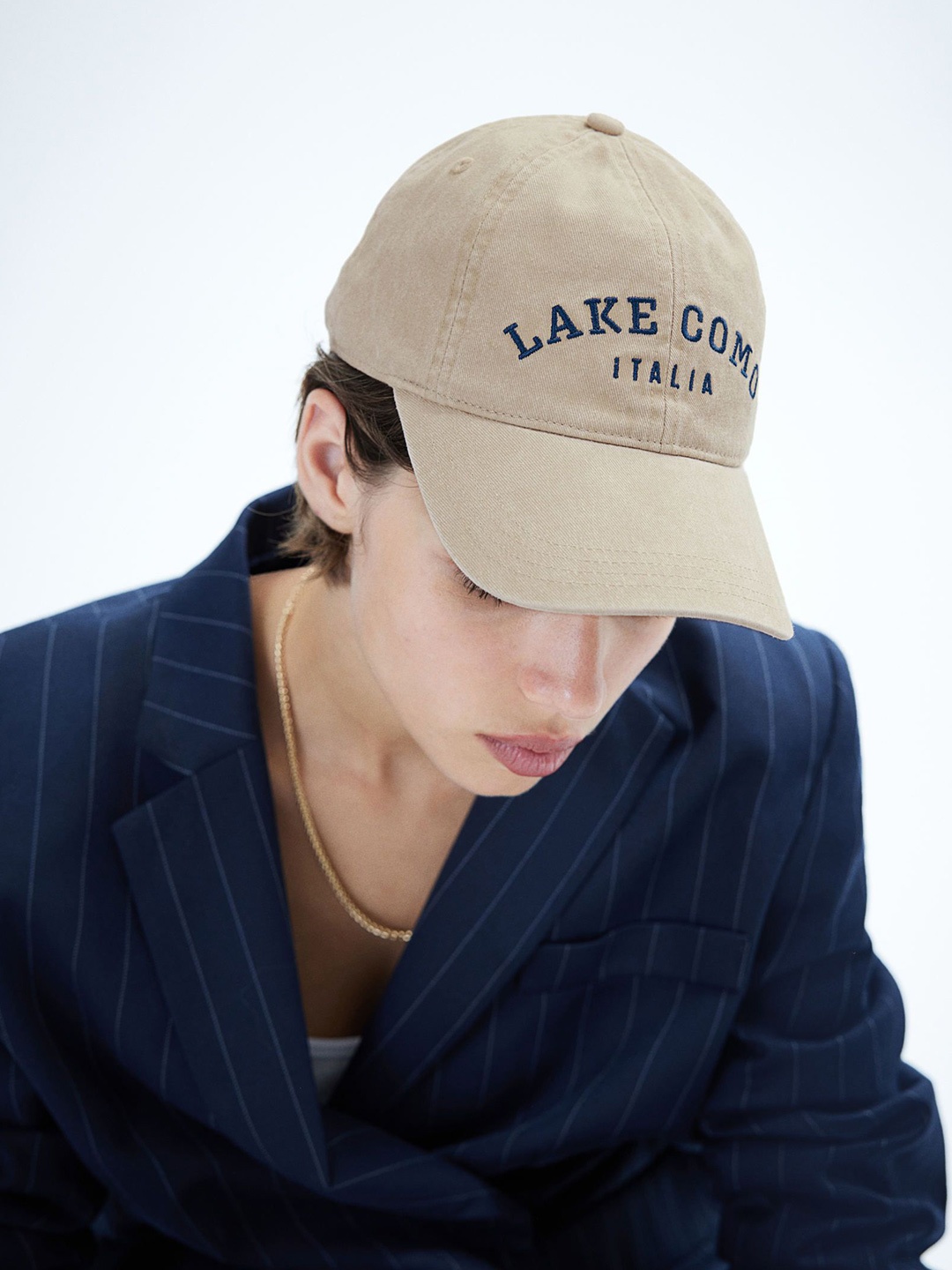 

H&M Women Embroidered-Motif Twill Cap, Beige