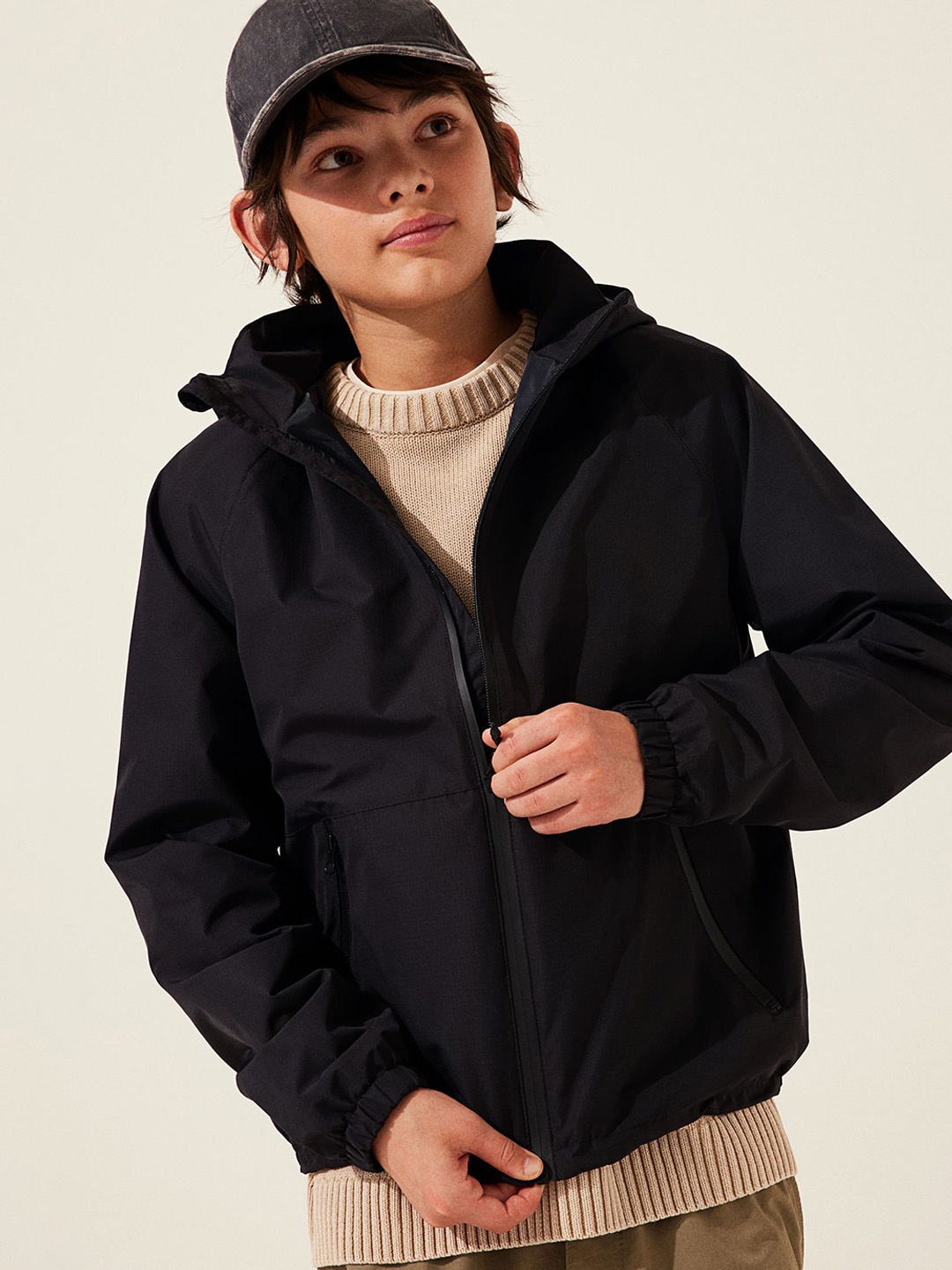 

H&M Boys Water- Repellent Windbreaker, Black