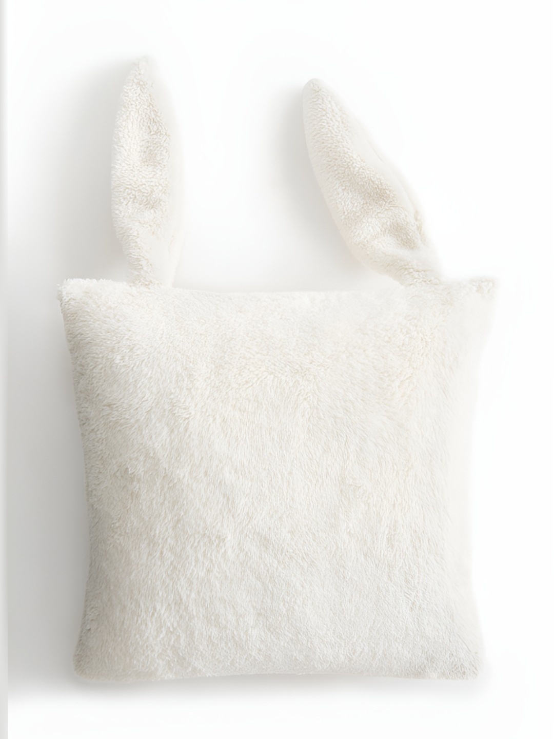

H&M Boys White Fluffy Cushion Cover