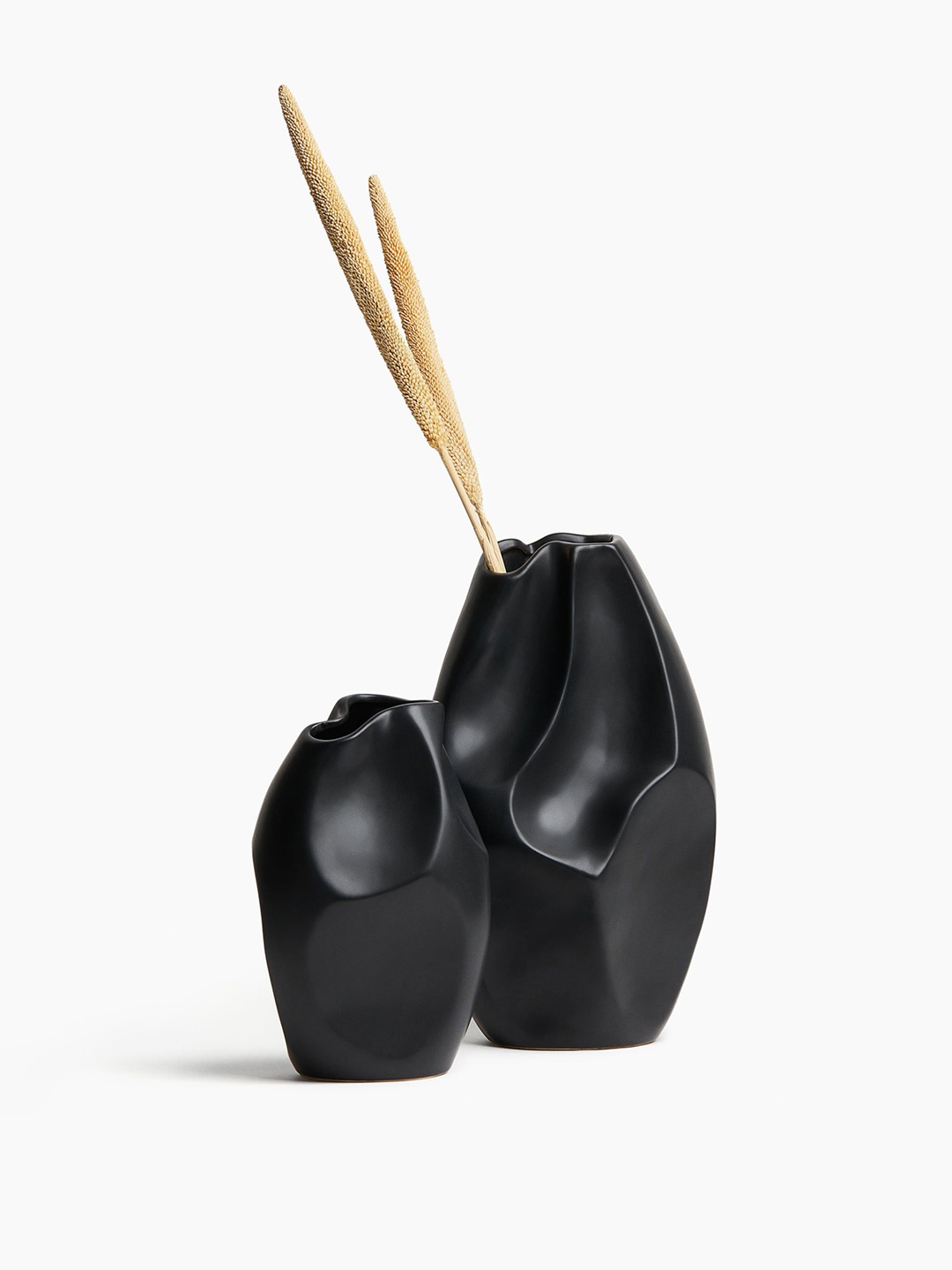 

H&M Black Stoneware Vase