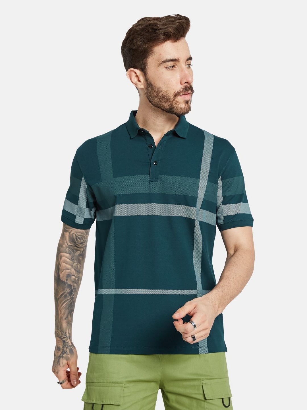 

Octave Men Striped Polo Collar T-shirt, Green