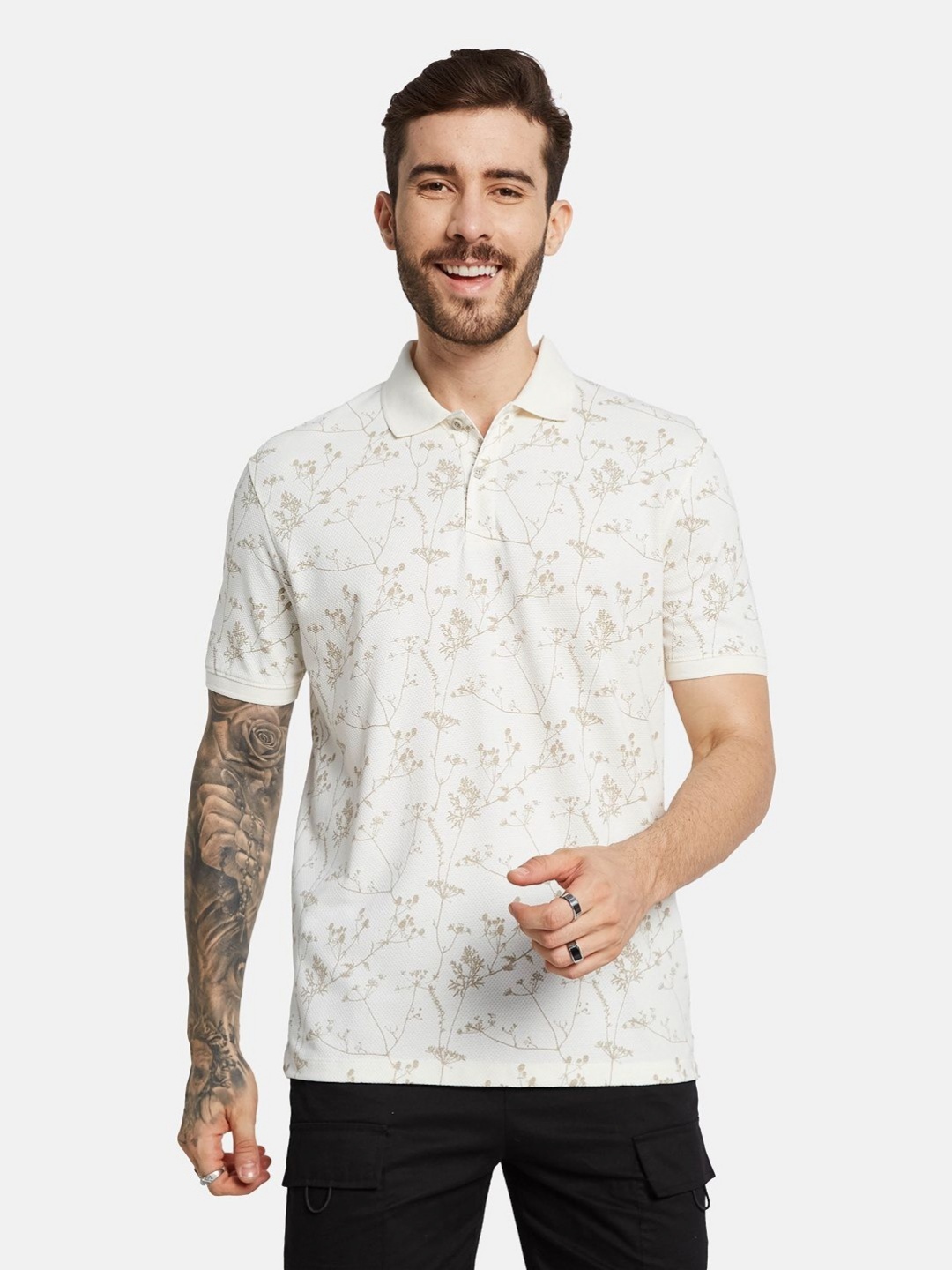 

Octave Men Floral Printed Polo Collar T-shirt, Off white