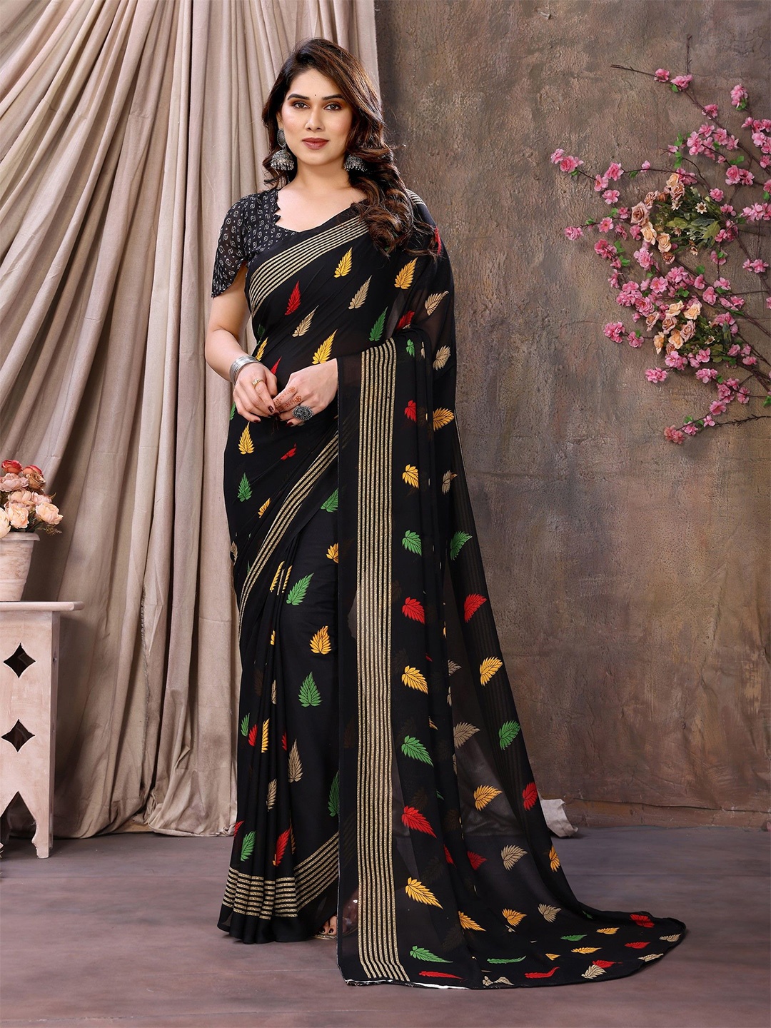 

The Textile Hub Ethnic Motif Striped Saree with Blouse, Black