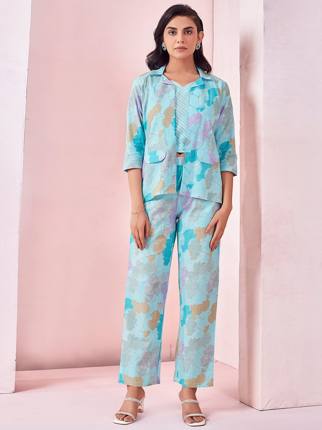 

Peachmode Floral Printed Crop Top With Trousers & Jacket, Blue