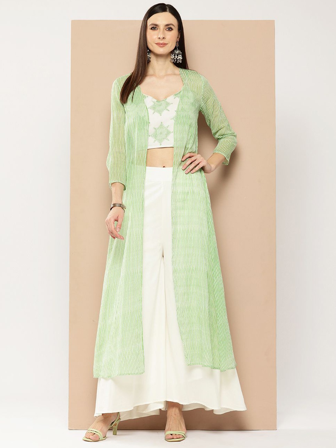 

Purple State Printed Crop Top & Palazzo With Shrug, Green