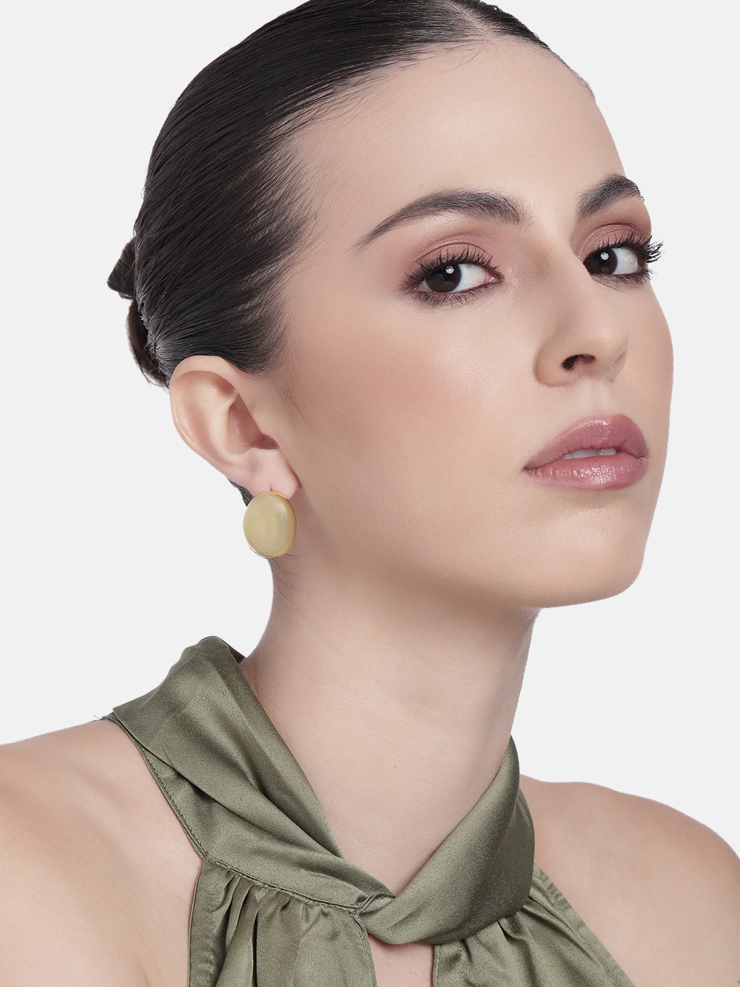 

Estele Gold Plated Stylish Demifine Stud Earrings