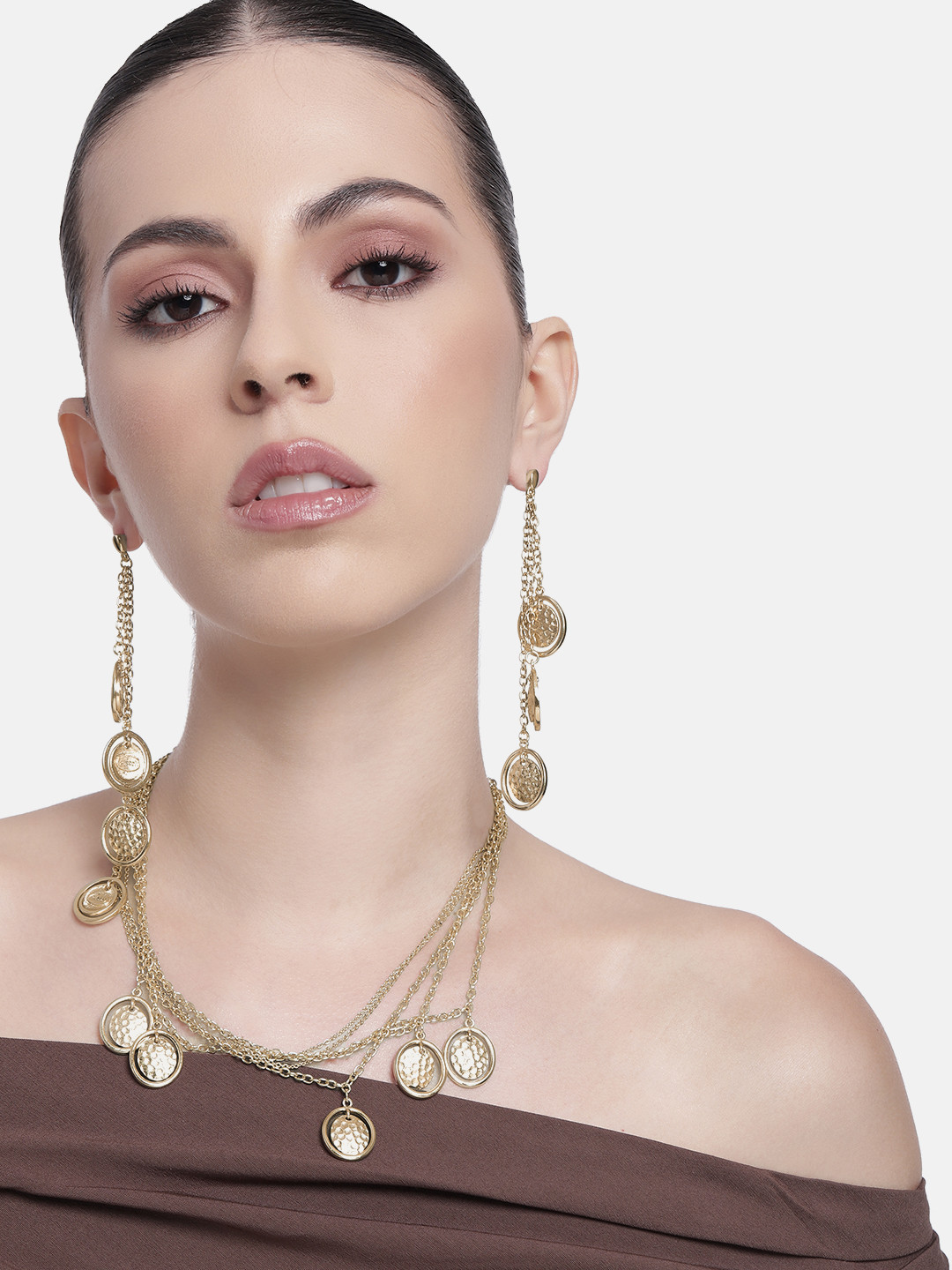 

Estele Gold-Plated Circular Textured Jewellery Set
