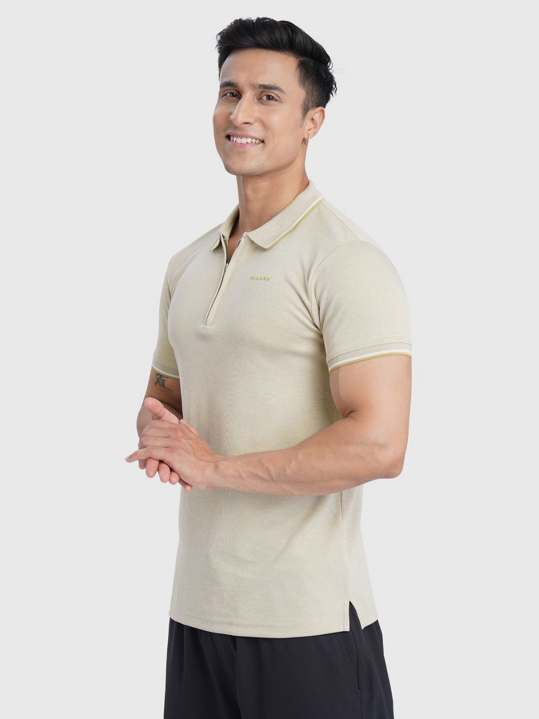 

FUAARK Men Moisture Wicking Solid Polo Collar Sports and Gym Slim Fit T-shirt, Beige