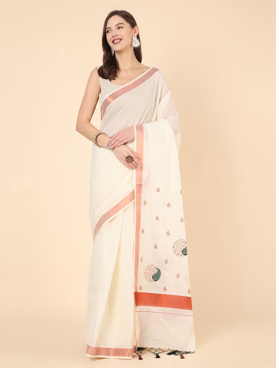 

Manvish Drapes Floral Zari Pure Cotton Kasavu Saree, Off white