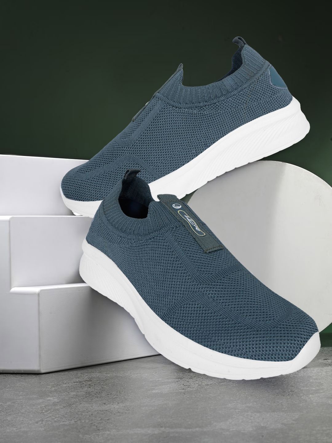 

Lancer Men Textile Walking Shoes, Green