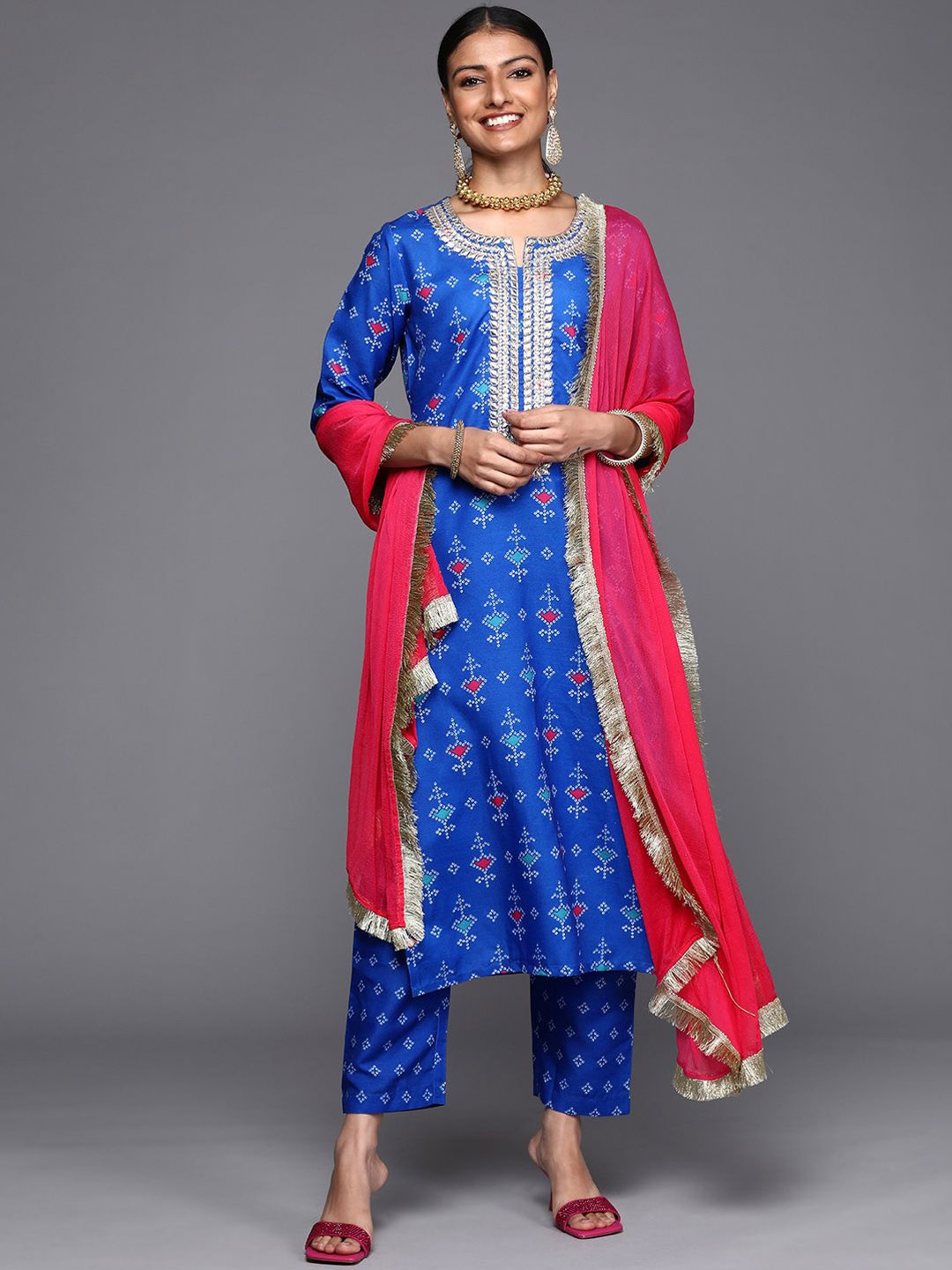 

Varanga Bandhani Printed Gotta Patti Straight Kurta with Trousers & Dupatta, Blue