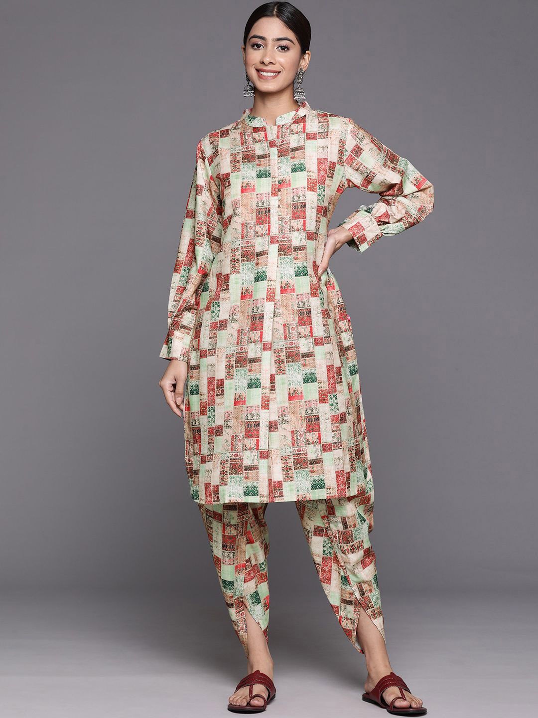 

Varanga Geometric Printed Mandarin Collar Straight Kurta with Dhoti Pants, Beige