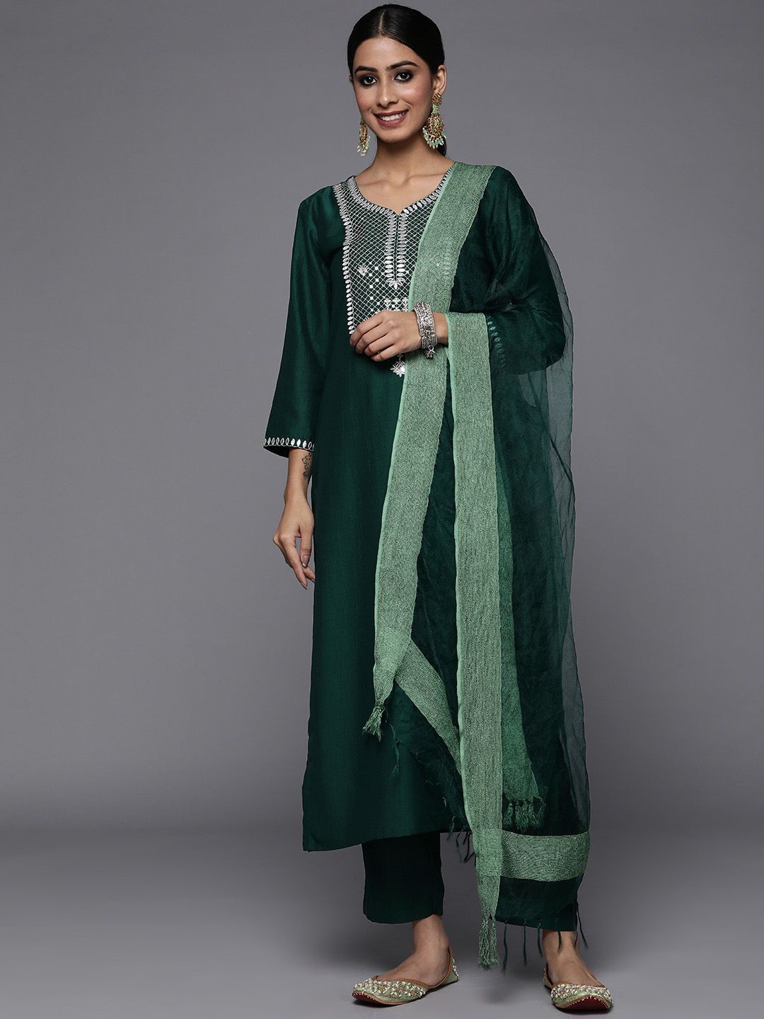 

Varanga Ethnic Motifs Yoke Design Thread Work Straight Kurta with Trousers & Dupatta, Green