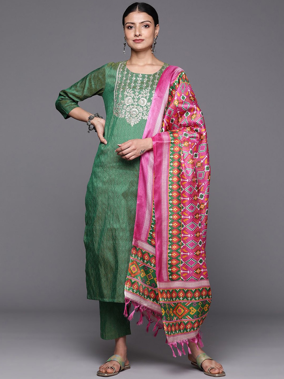 

Varanga Geometric Woven Design Thread Work Straight Kurta With Trousers & Dupatta, Green