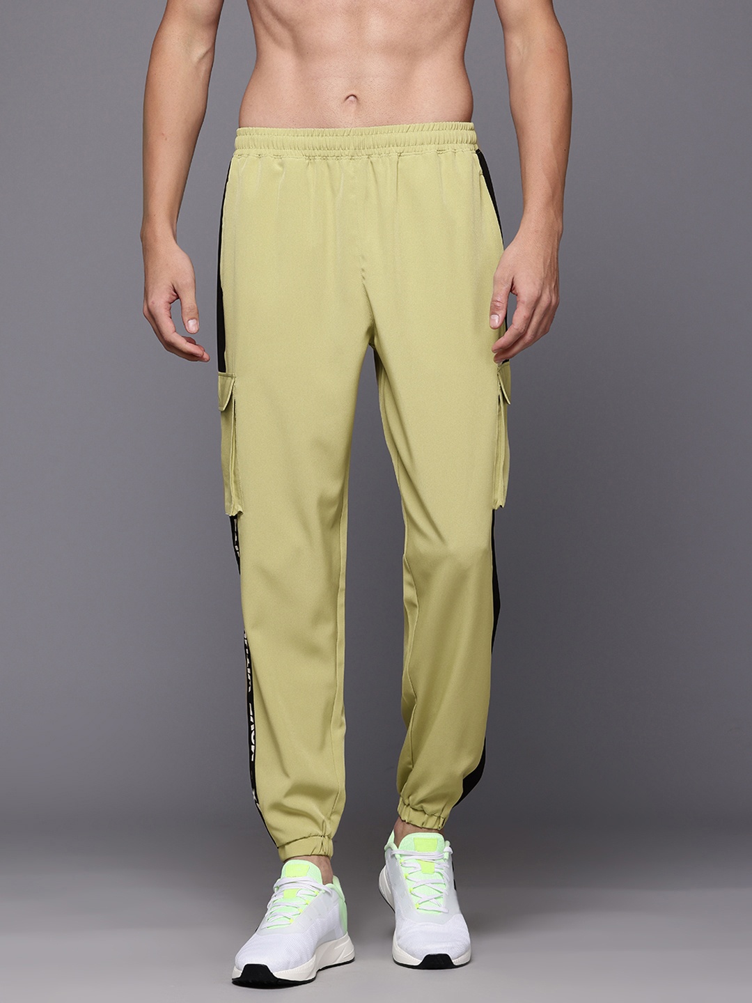 

HRX by Hrithik Roshan Men Rapid-Dry Running Joggers, Green