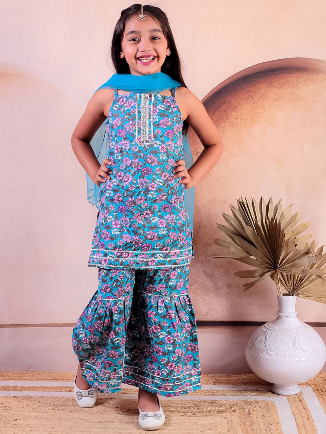 

JUNITOS Girls Floral Printed Pure Cotton Straight Kurta With Sharara & Dupatta, Blue