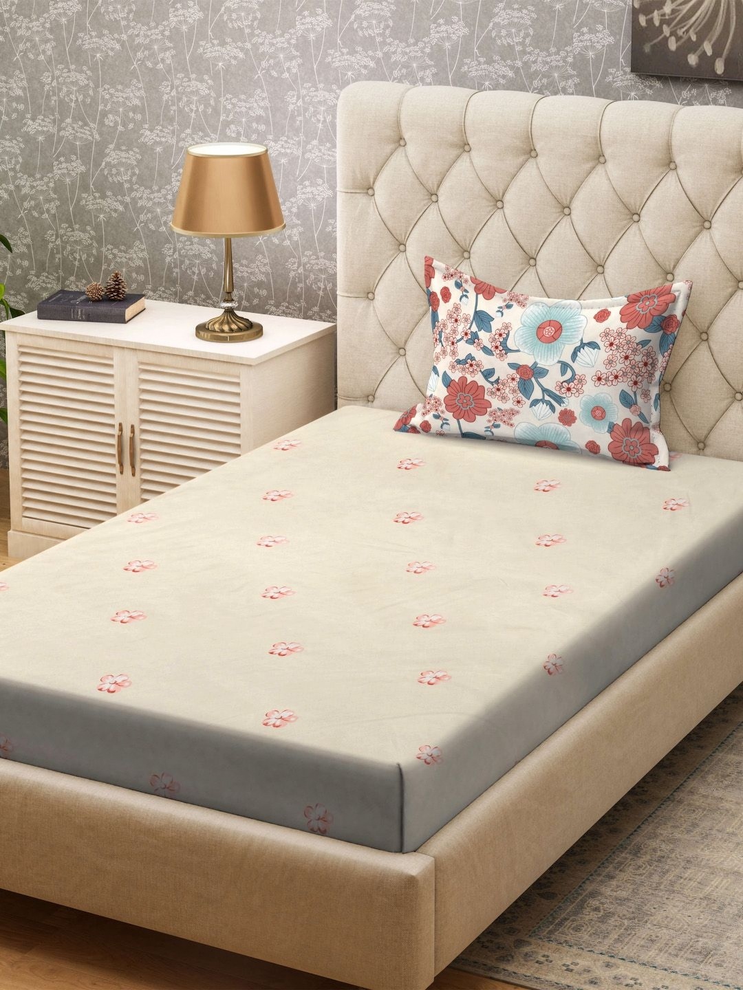 

KLOTTHE Beige & Pink Floral Printed 300TC Single Bedsheet & Pillow Cover