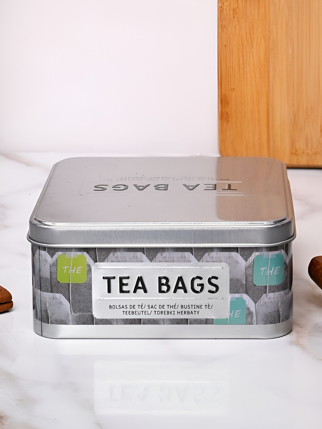

MARKET99 Silver Toned & White Printed Metal Tea Bag Container
