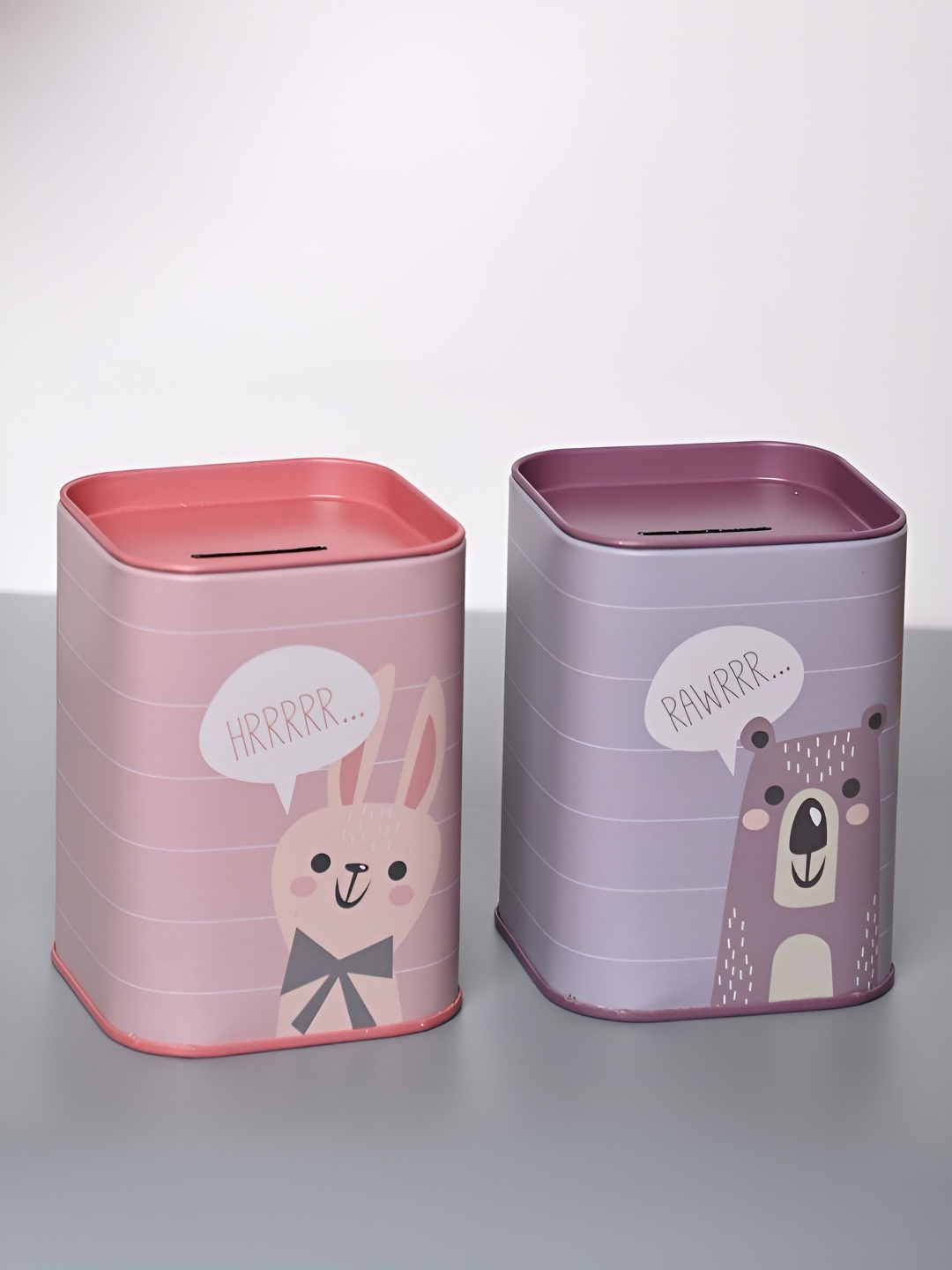 

MARKET99 Grey & Pink 2 Pieces Printed Metal Piggy Banks