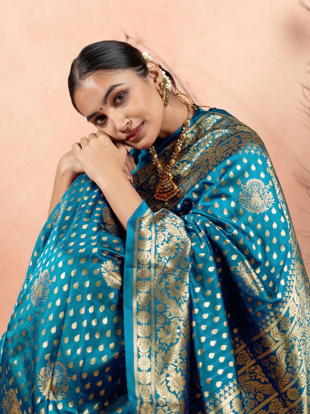 

Subham Ethnic Motifs Woven Design Zari Saree, Blue