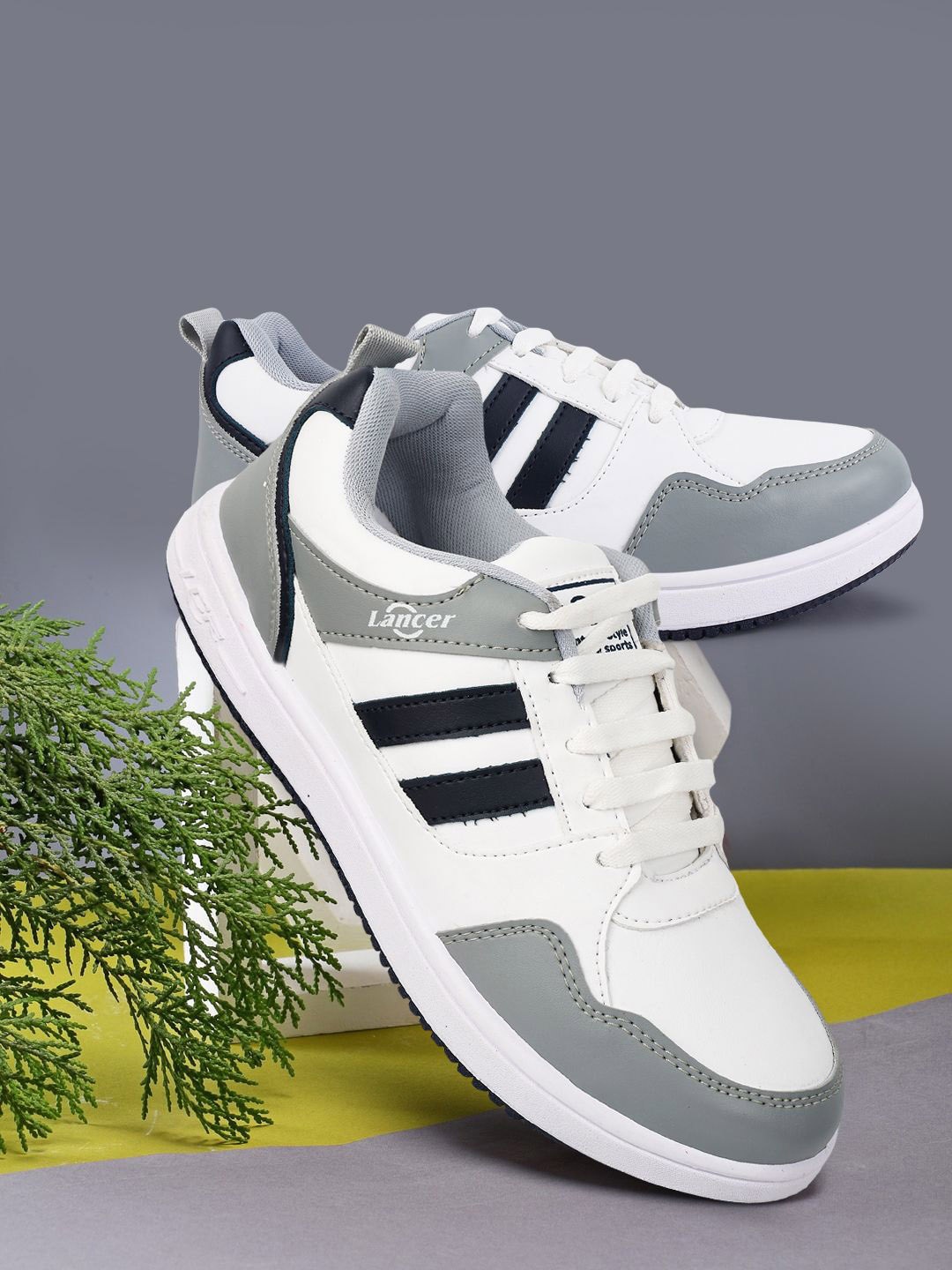 

Lancer Men Colourblocked Lace-Ups Memory Foam Sneakers, White