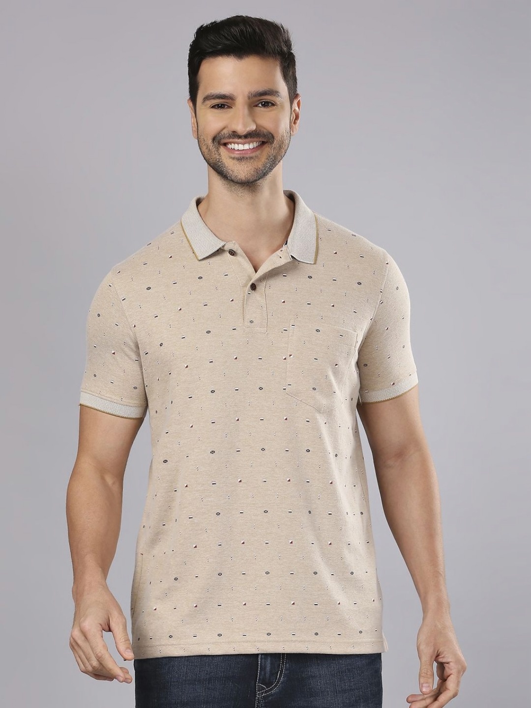 

Klub Fox Men Printed Polo Collar Cotton T-Shirt, Khaki