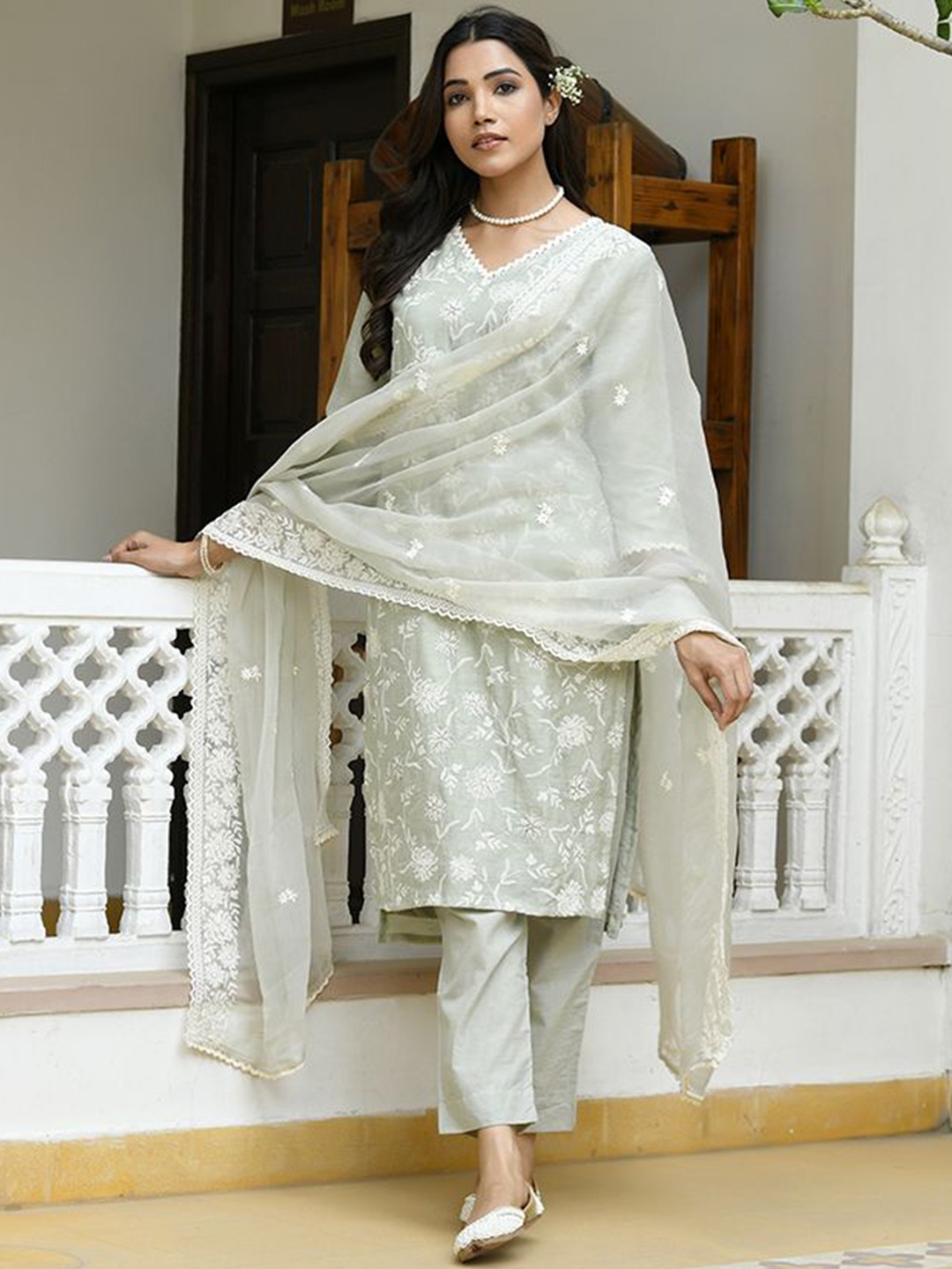 

VAASVA JAIPUR Floral Embroidered Regular Linen Straight Kurta with Trousers & With Dupatta, Green