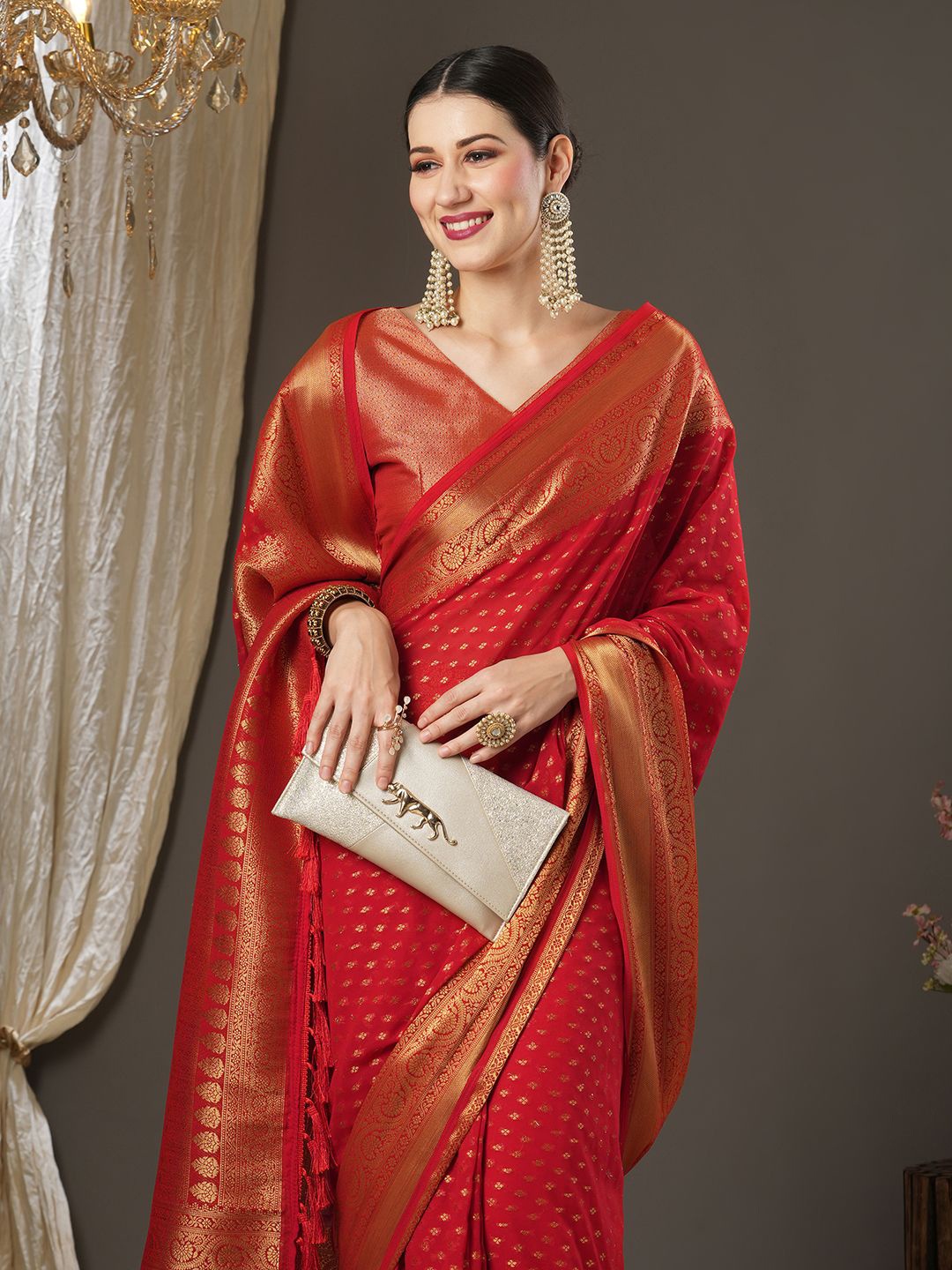 

Mitera Ethnic Motif Zari Woven Kanjeevaram Saree, Red