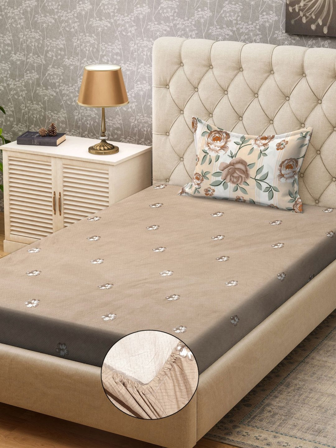 

KLOTTHE Brown & White Printed Fitted 300TC Single Bedsheet & Pillow Cover
