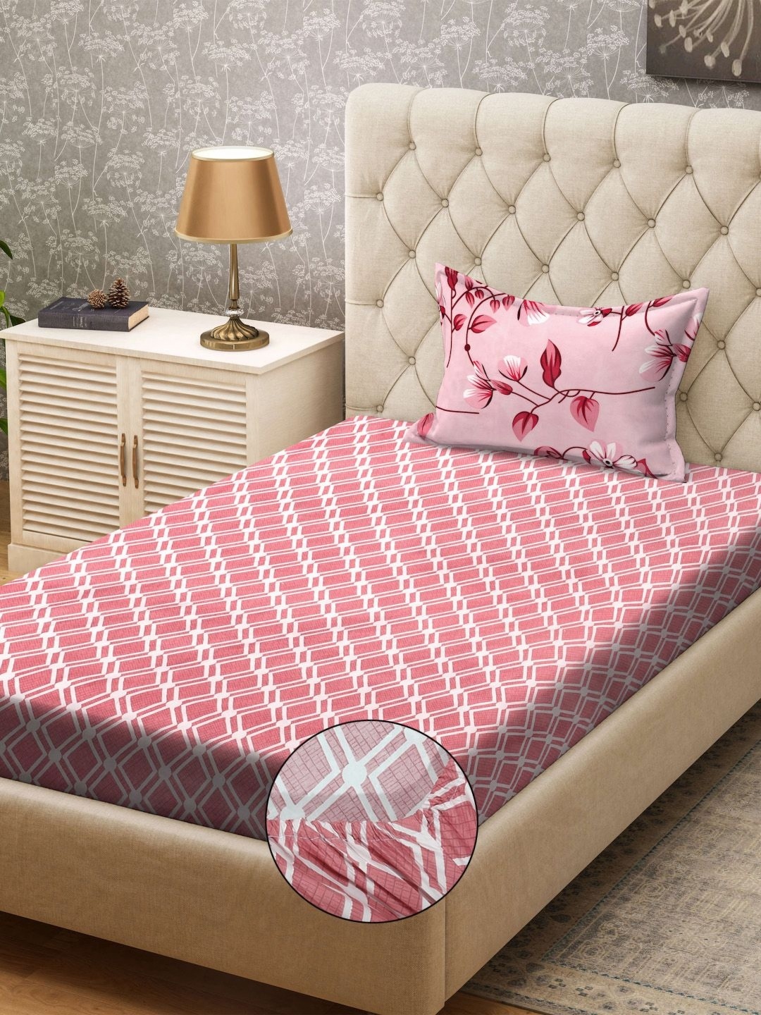 

KLOTTHE Red & Pink Printed Fitted 300TC Single Bedsheet & Pillow Cover