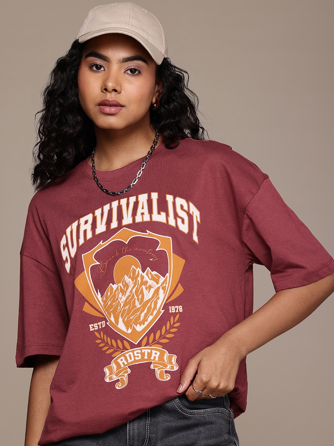 

The Roadster Life Co. Printed Drop-Shoulder Sleeves Pure Cotton Oversized T-shirt, Maroon