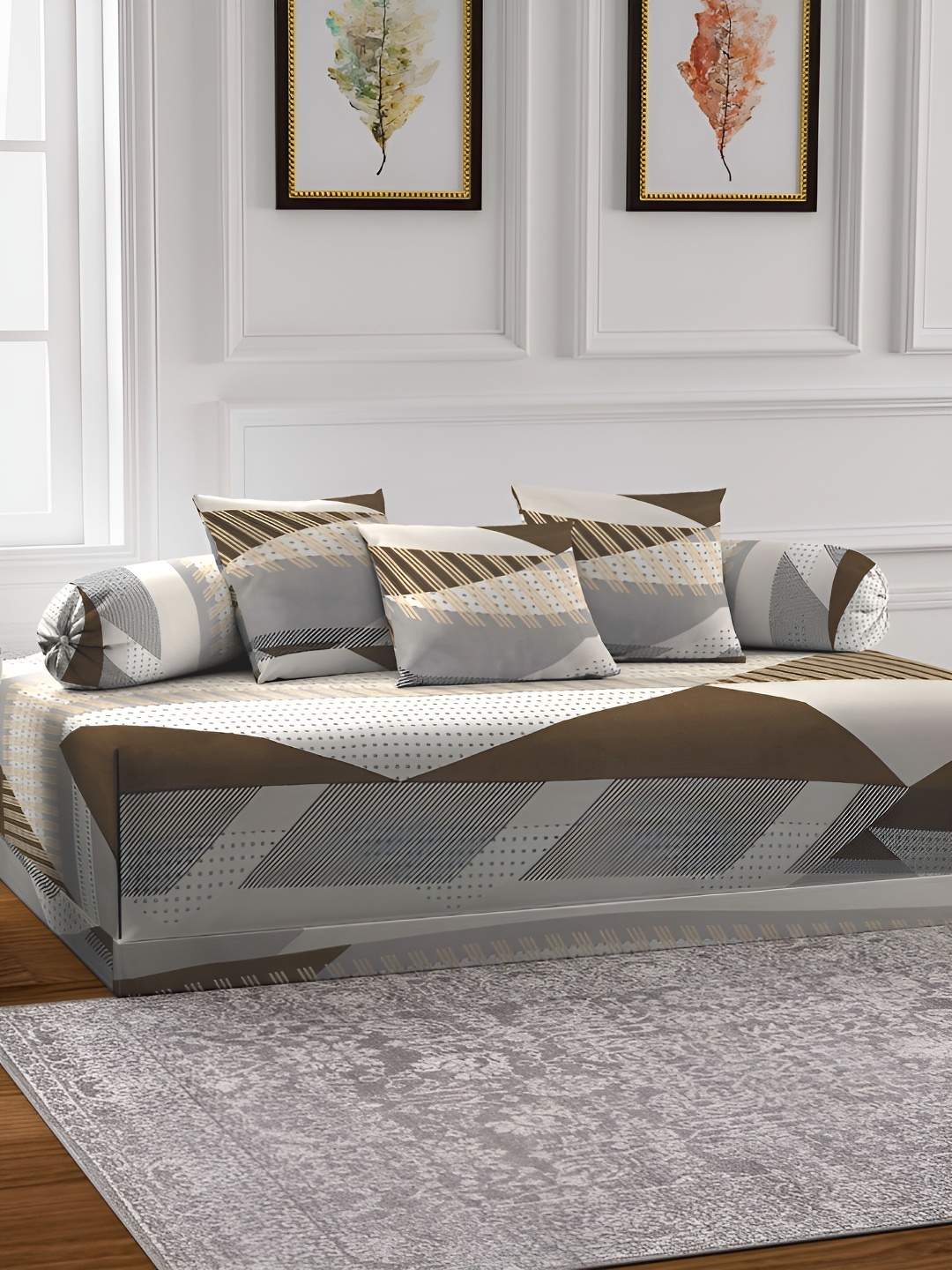

KLOTTHE Grey & Brown 6 Pieces Printed Diwan Set