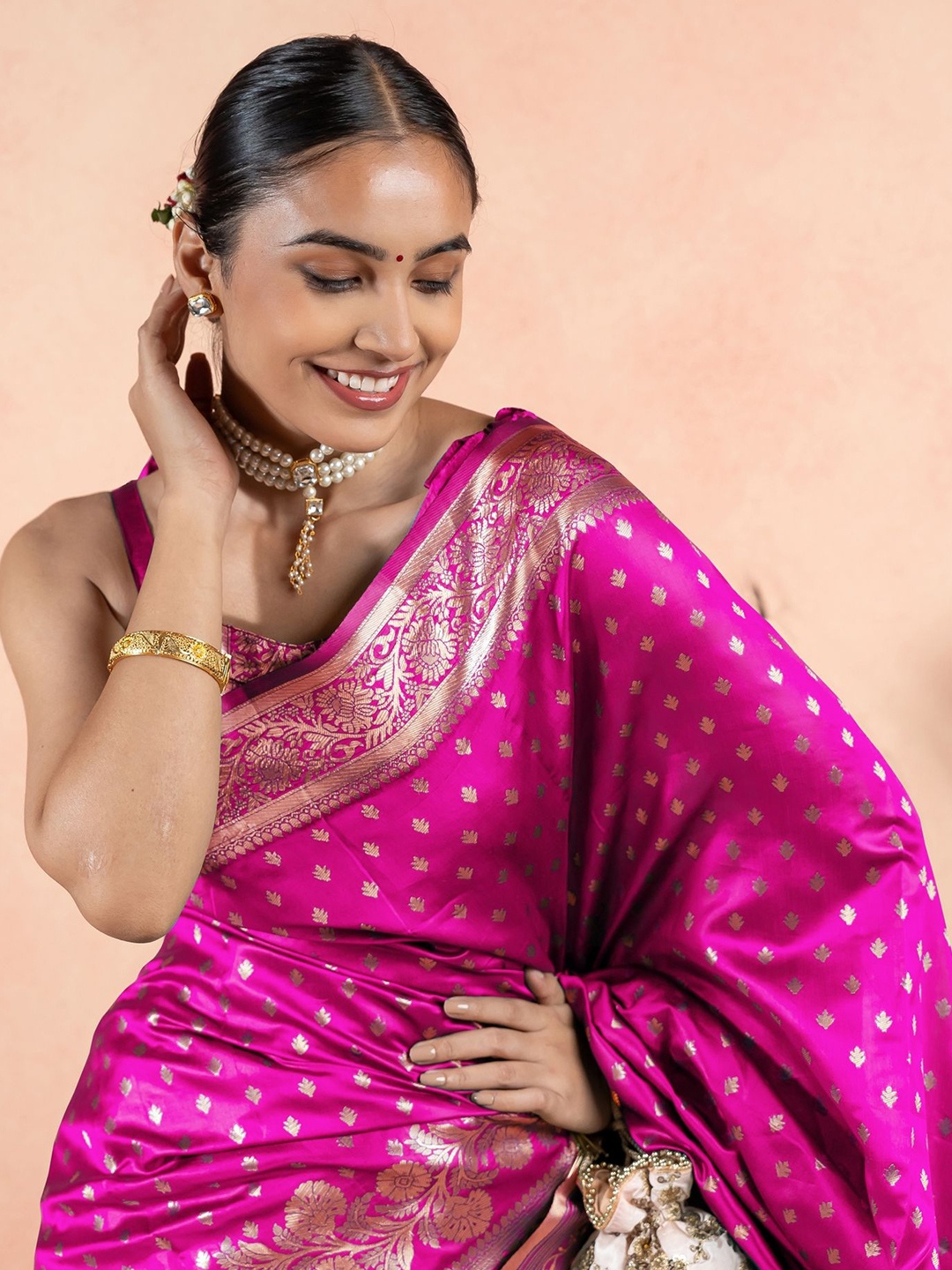 

Subham Ethnic Motif Zari Woven Saree with Blouse, Pink