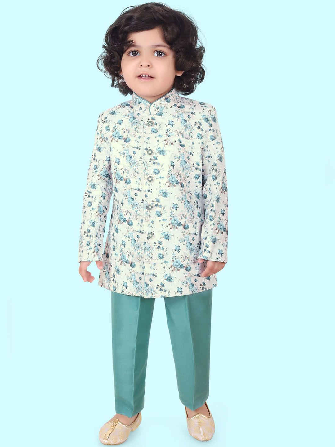 

Ethniks Neu-Ron Boys Floral Printed Cotton Silk Straight Kurta with Pyjamas, Sea green
