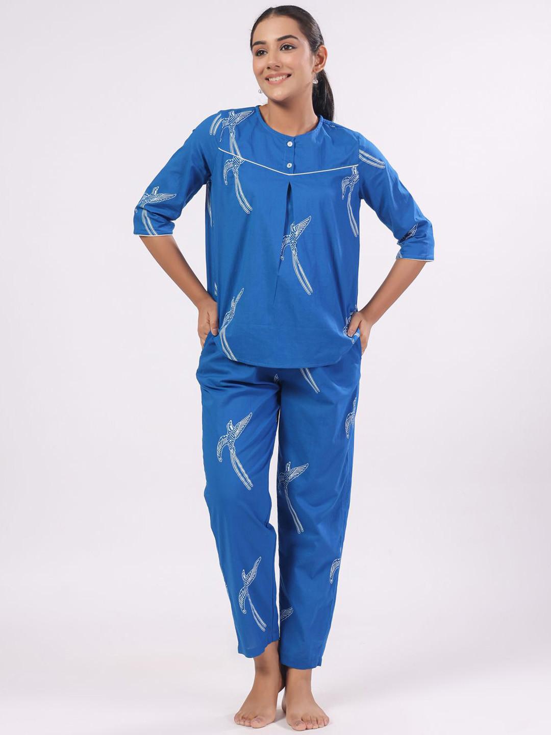 

SANSKRUTIHOMES Women Printed Pure Cotton Night suit, Blue