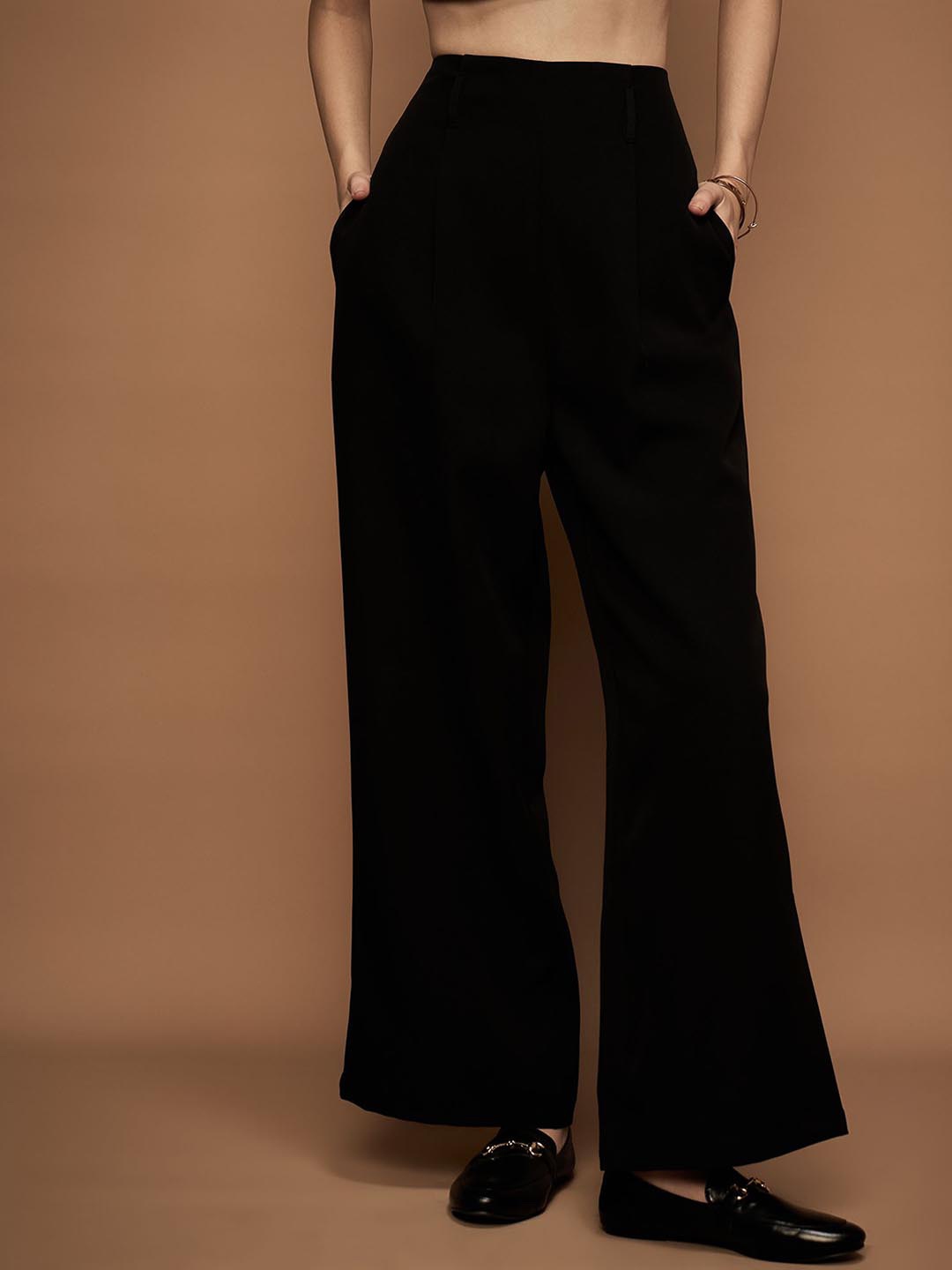 

URBANGRACE BY KASSUALLY Women Solid Relaxed Flared Mid-Rise Parallel Trousers, Black