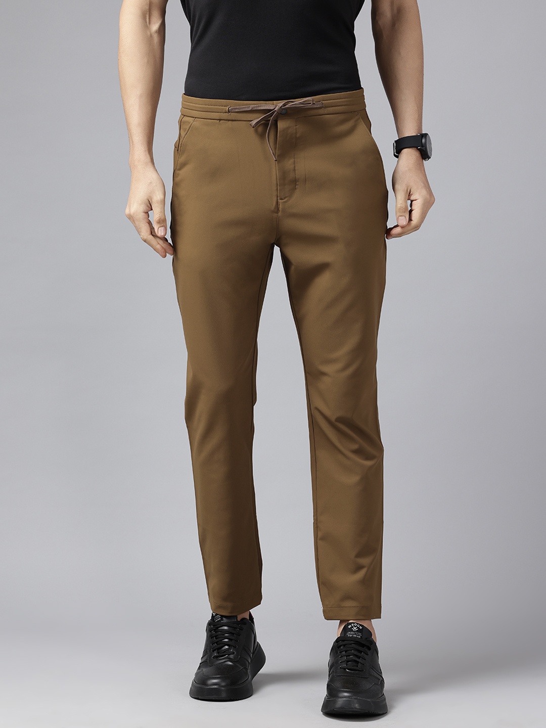 

Blackberrys Men Slim Fit Trousers, Brown