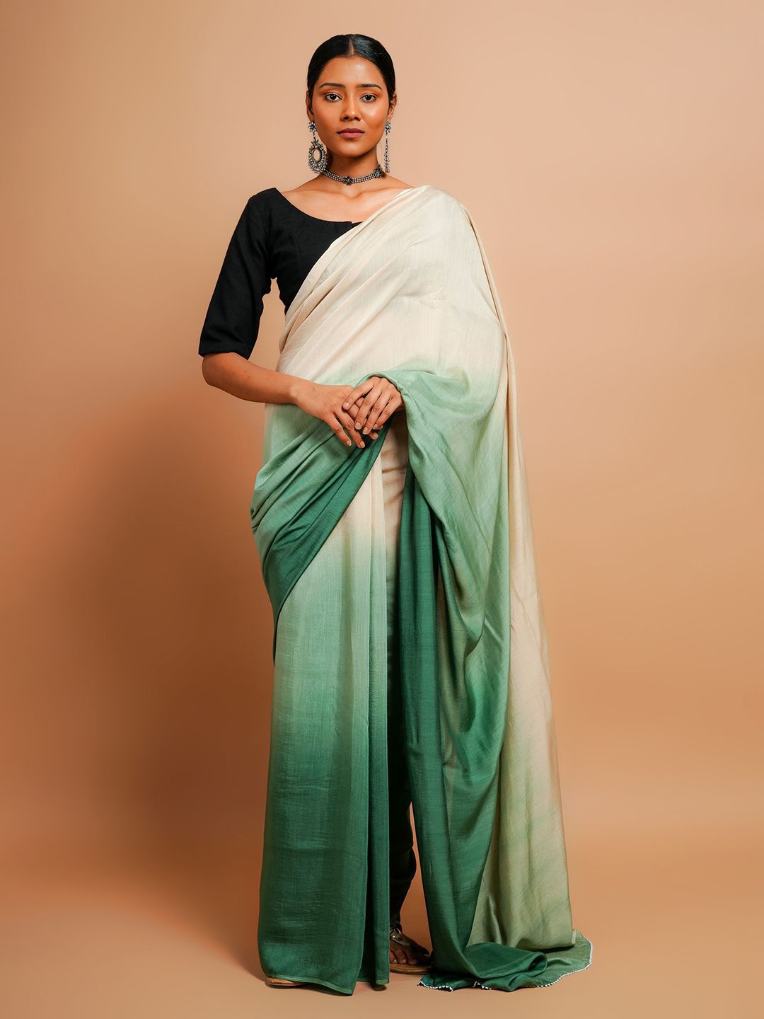 

Taavi Ombre Saree With Blouse Piece, Green