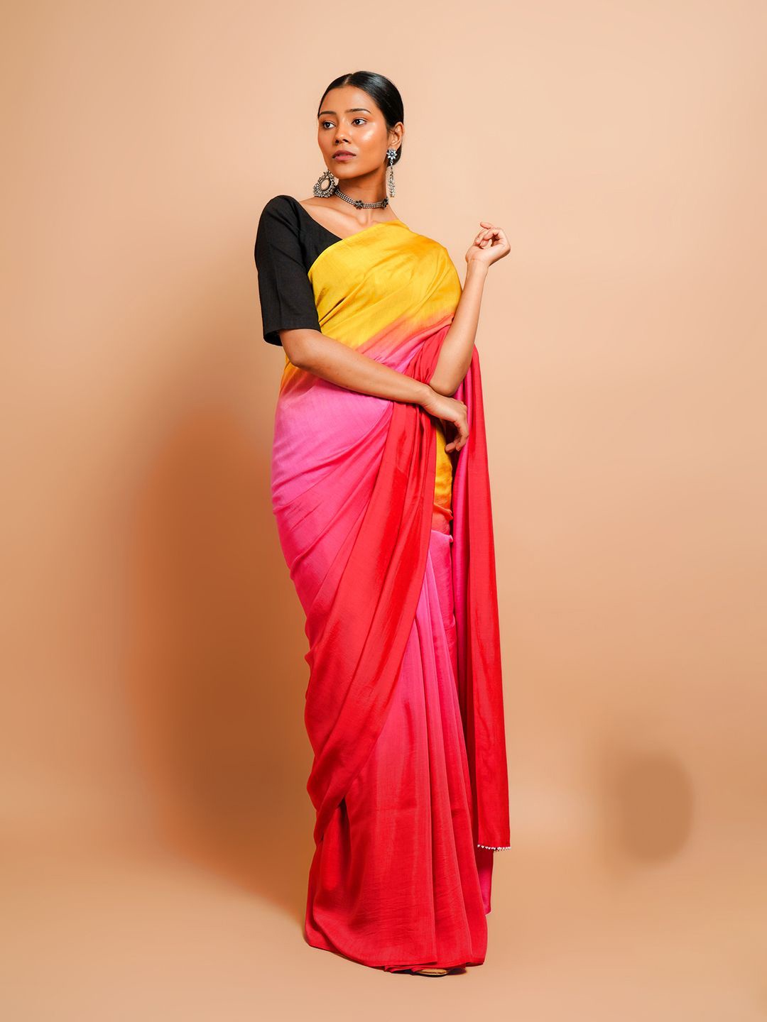 

Taavi Saree With Blouse Piece, Red