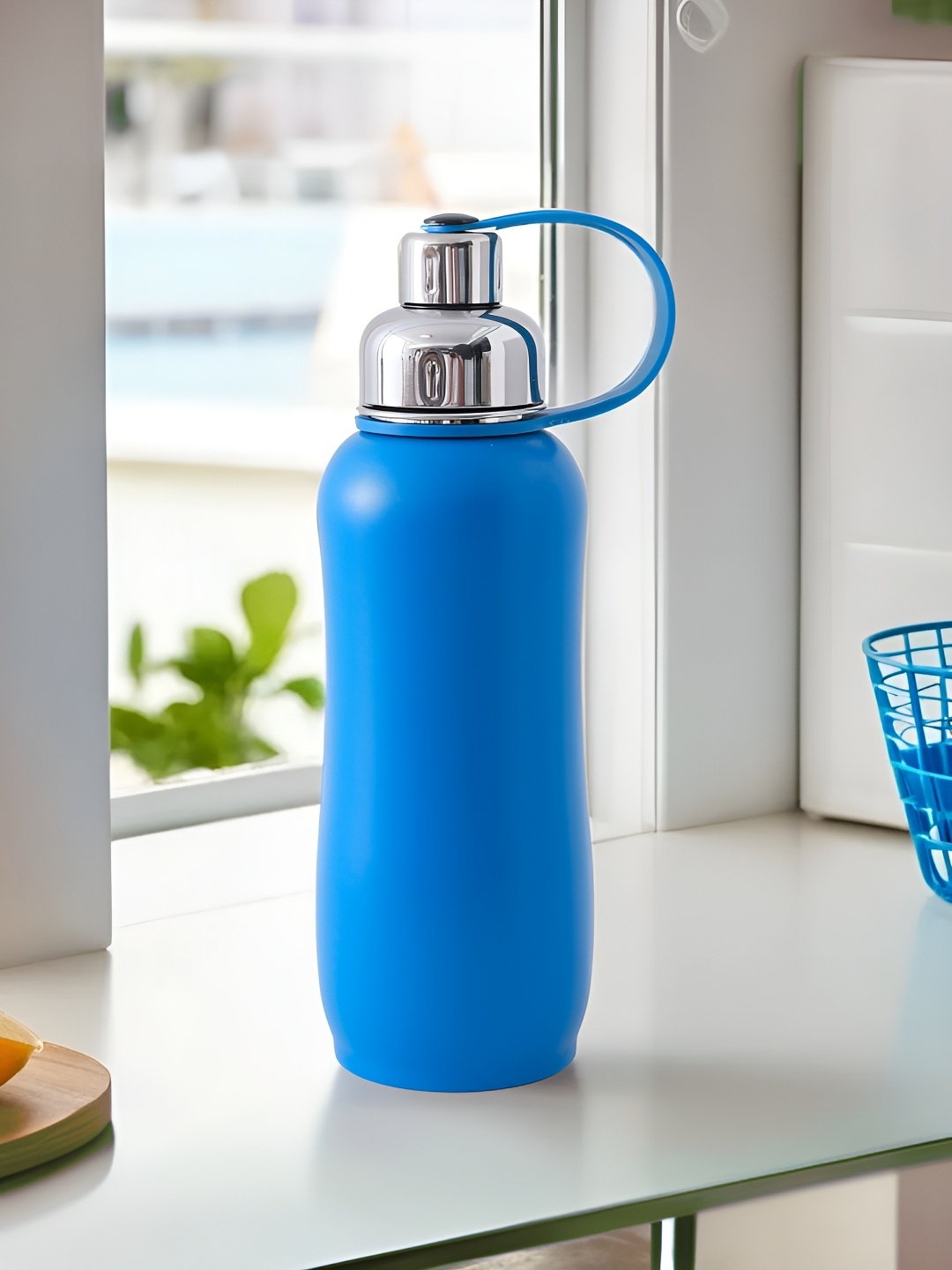

The Better Home Blue Single Wall Vacuum Stainless Steel Flask Water Bottle 750 ml