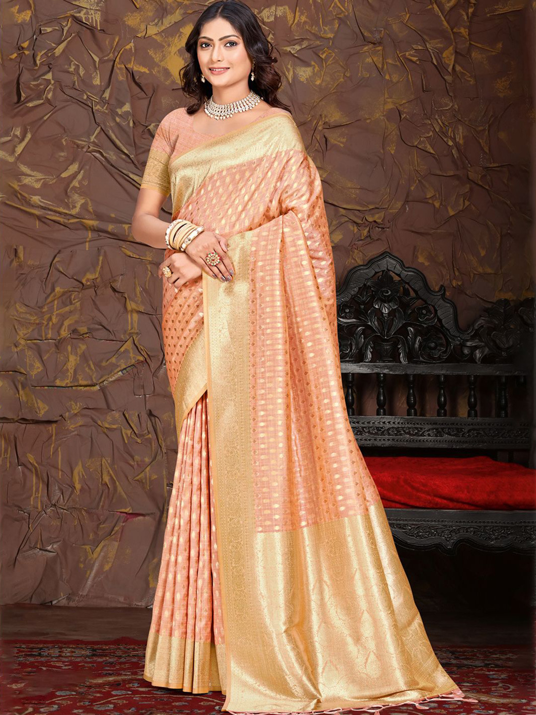 

SANGAM PRINTS Woven Design Zari Tussar Saree, Peach