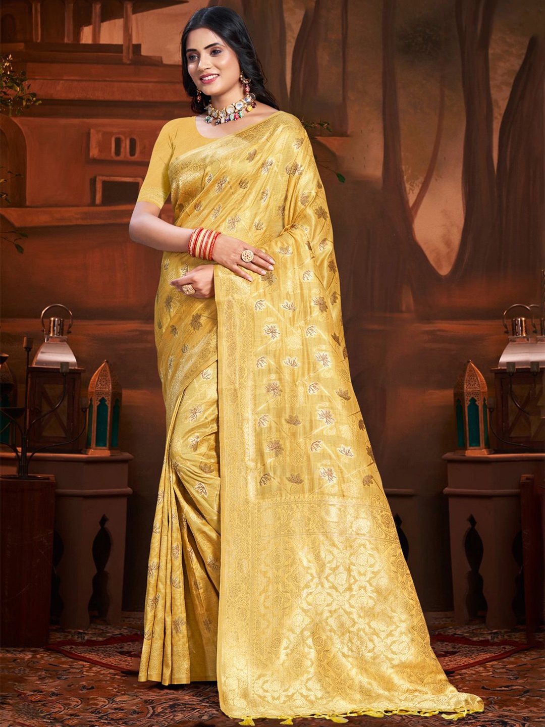 

SANGAM PRINTS Woven Design Zari Tussar Saree, Yellow