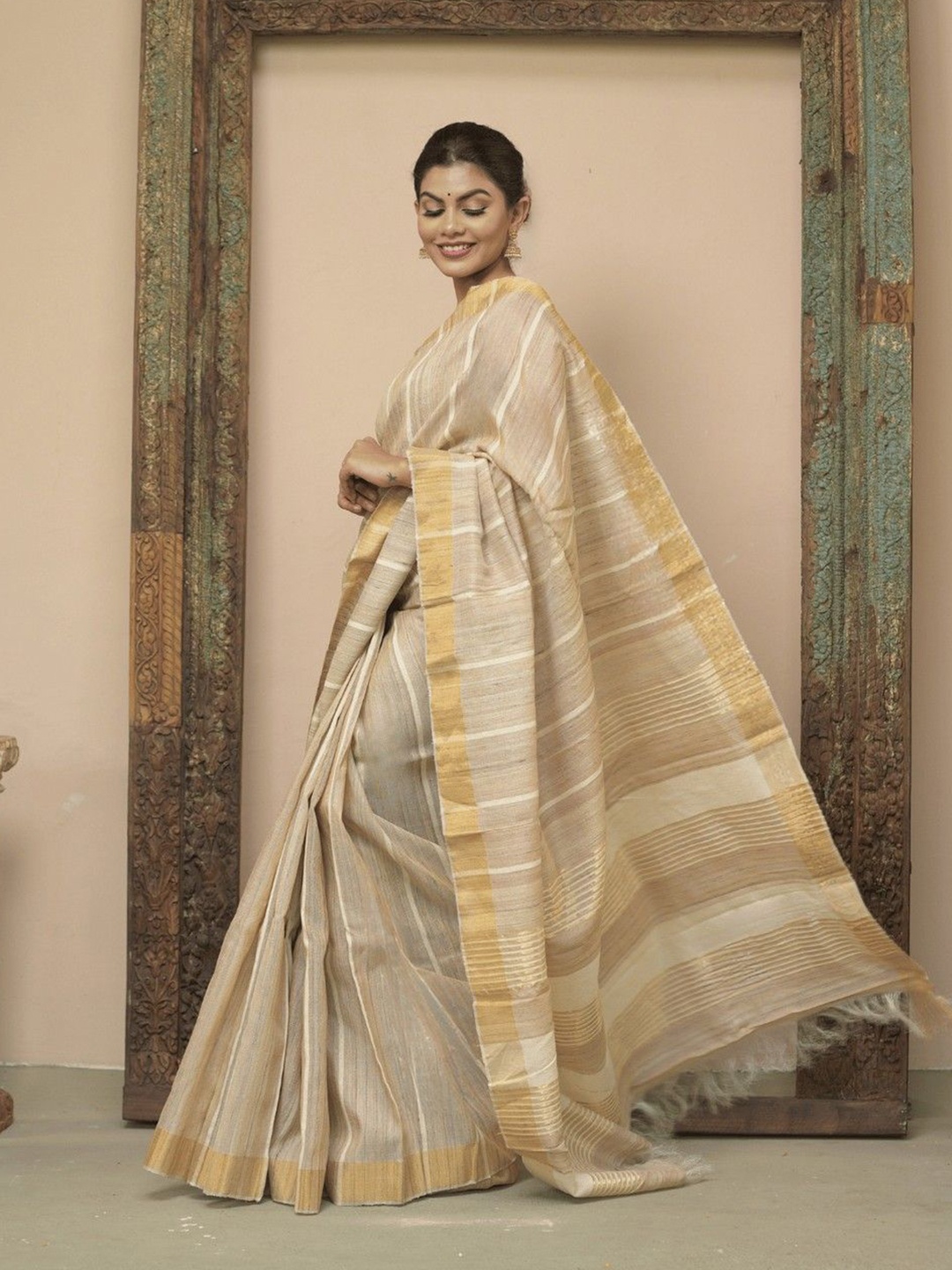 

DUSALA INDIA Striped Zari Pure Silk Saree, Beige