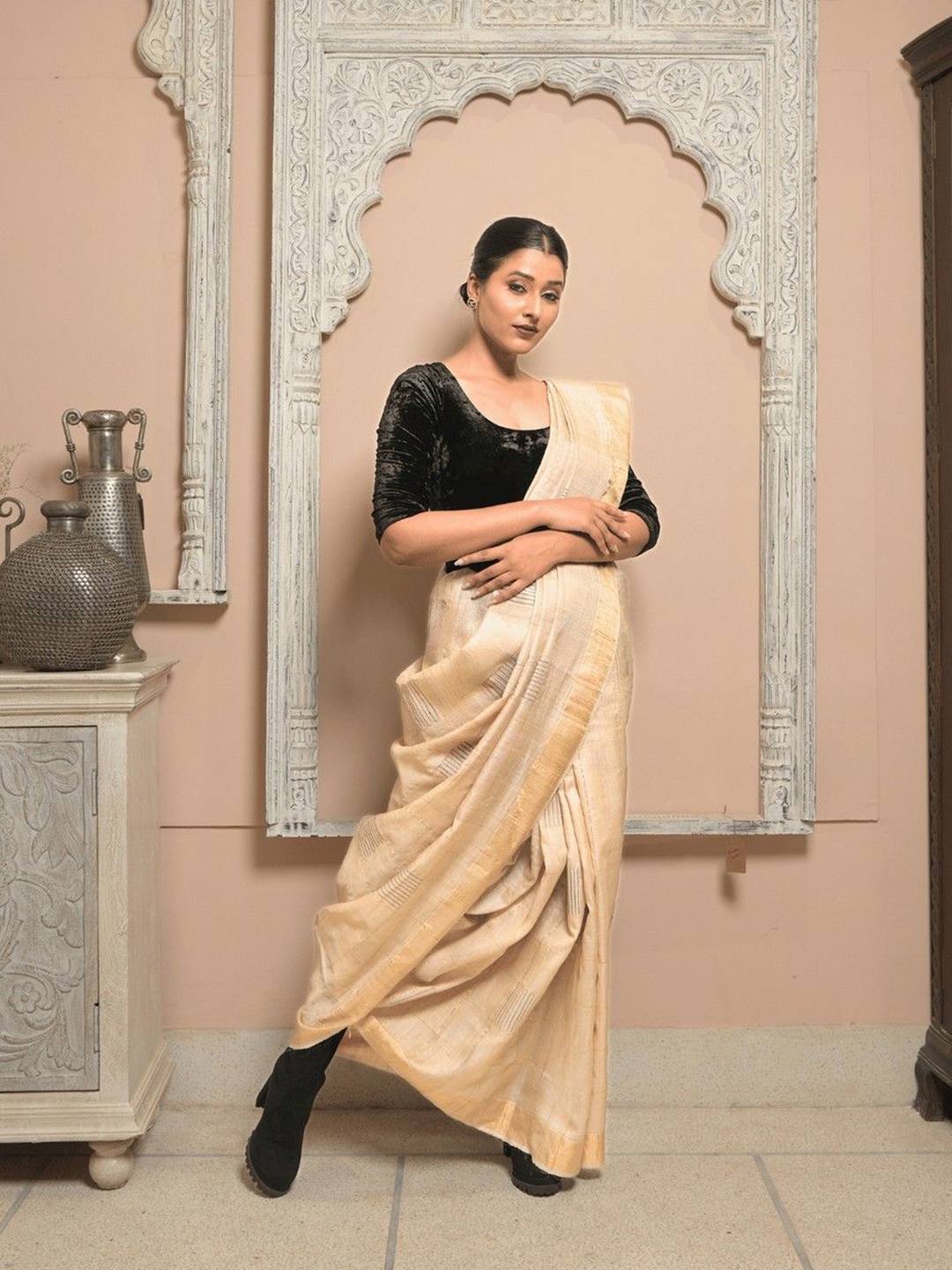 

DUSALA INDIA Woven Design Zari Pure Silk Saree, Beige