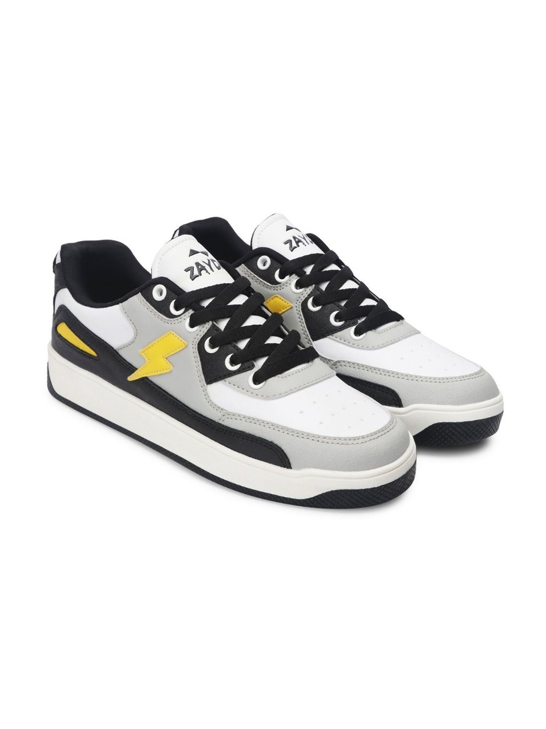 

ZAYDN Men Colourblocked Sneakers, Black