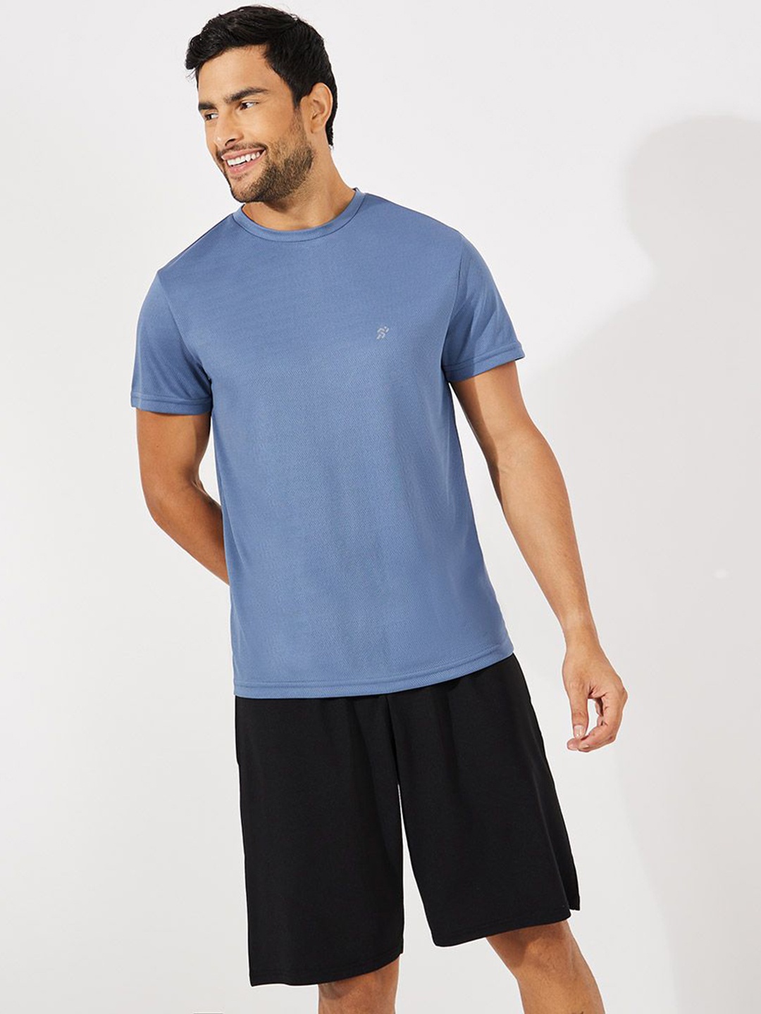 Styli Men Texture Tee and Regular Shorts Sports Fitness Suit, Grey