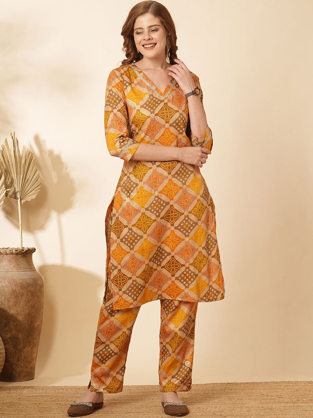 

FASHOR Yellow Bandhani Printed Straight Gotta Patti Pure Cotton Kurta With Trousers